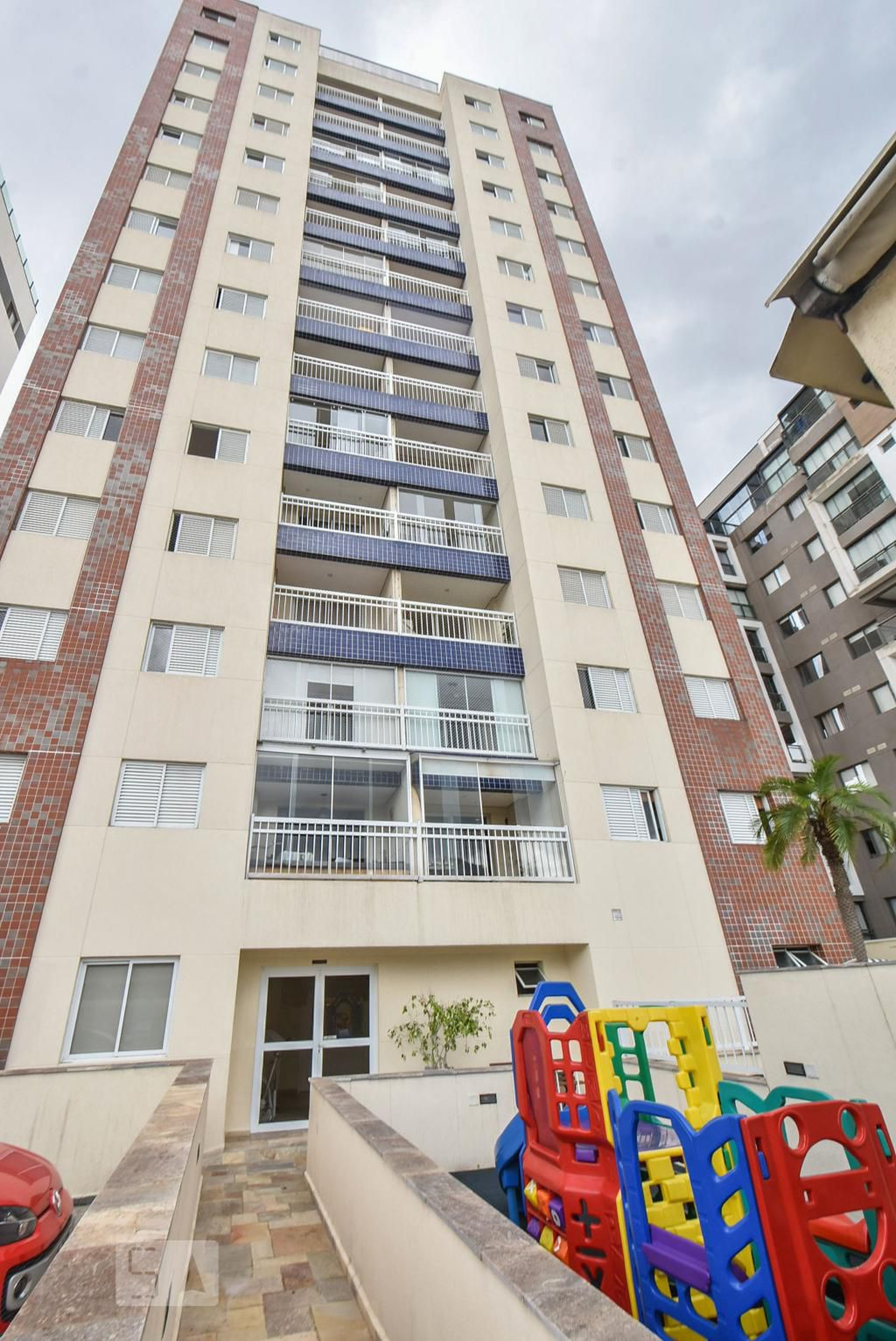 Prédio Condomínio Marataizes