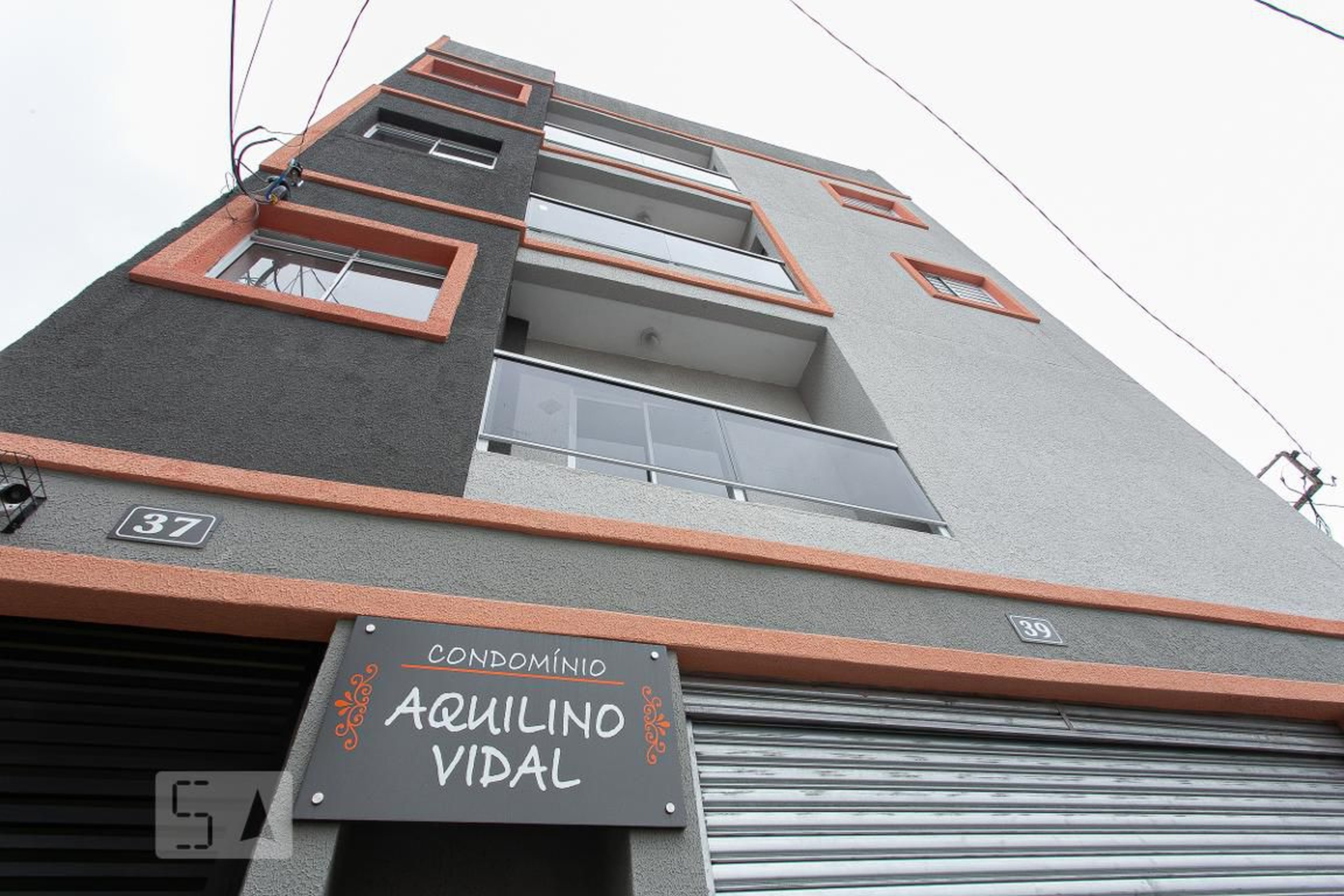 Fachada do Condomínio Condomínio Aquilino Vidal