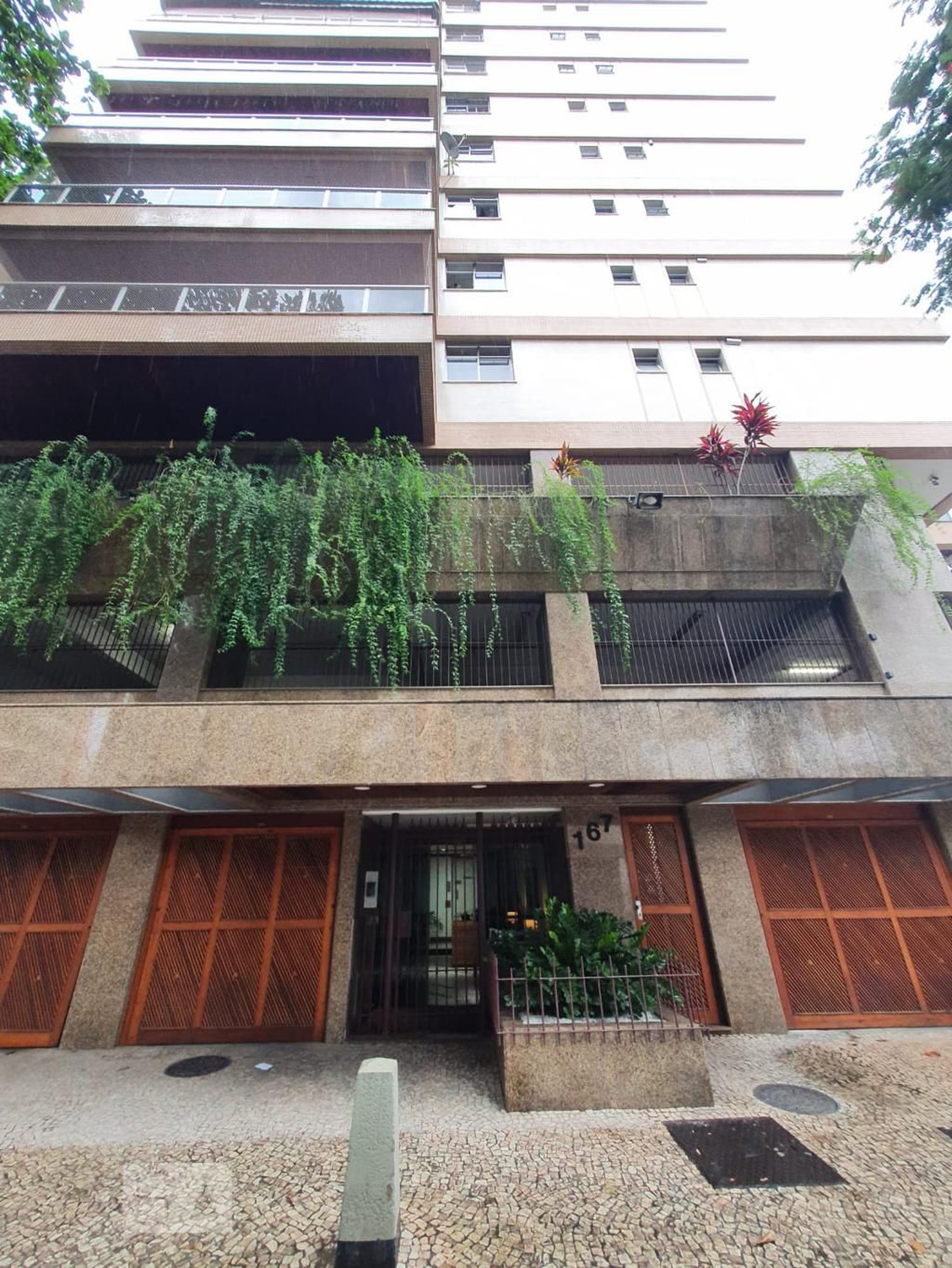 Fachada Edifício Adriana