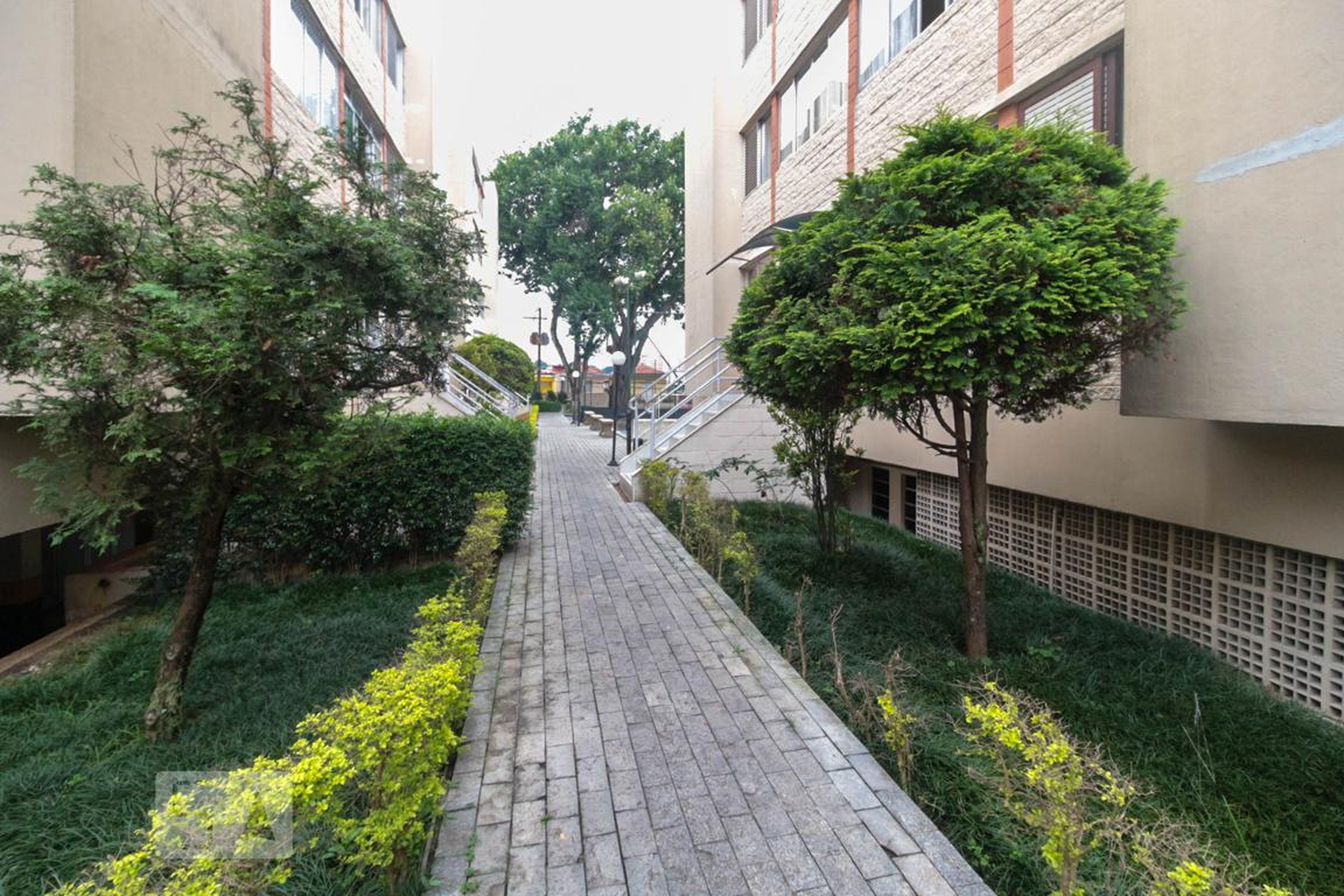 Condomínio - Centro Residencial Jardim da Saúde