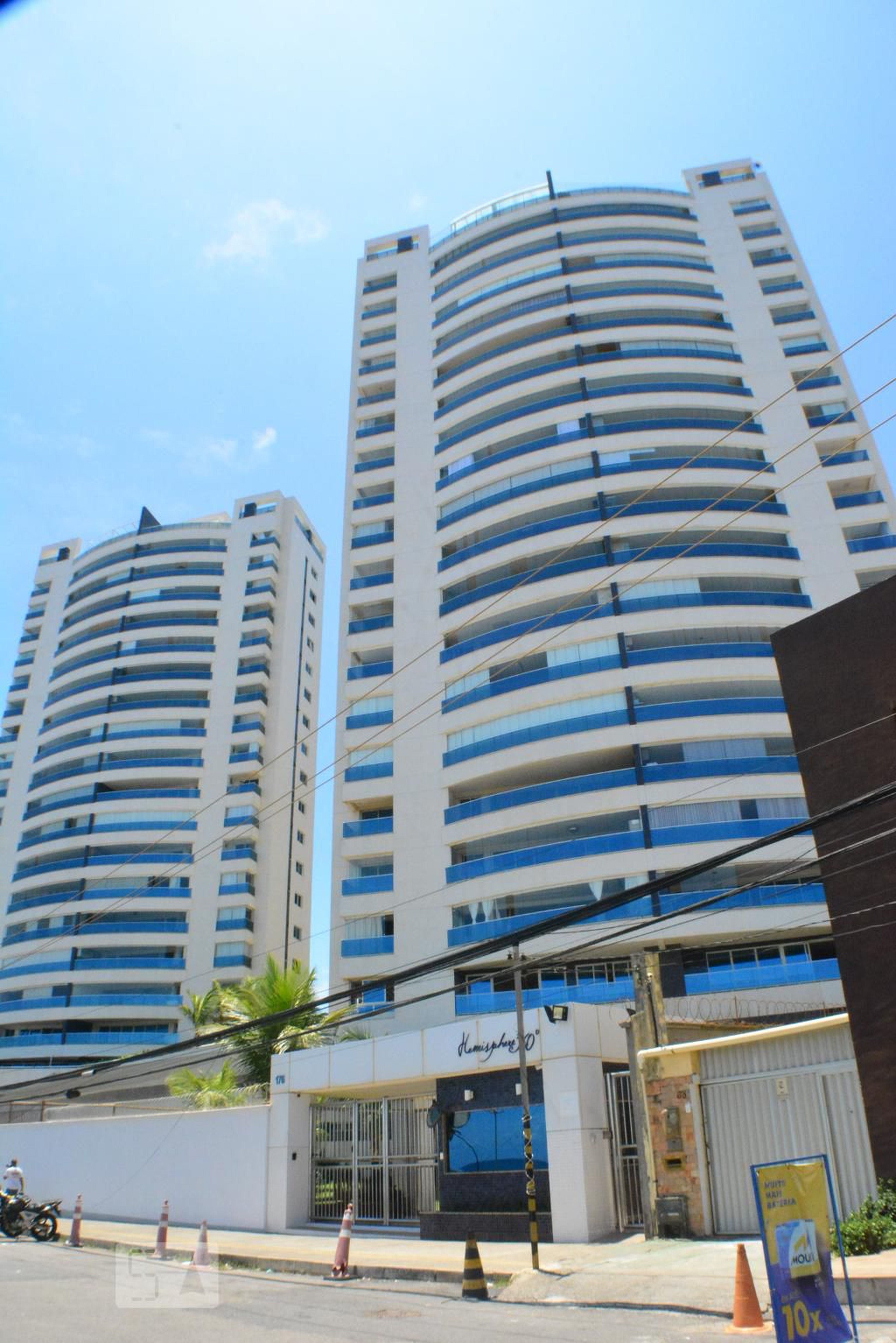 Fachada do Condomínio Condomínio Hemisphere 360