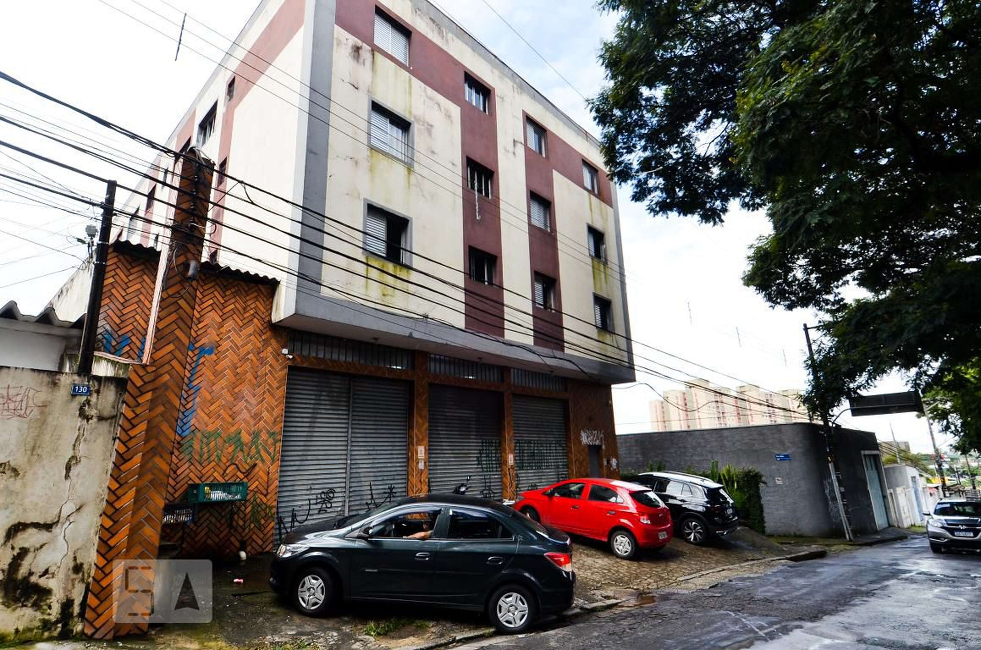 Fachada do Prédio Condomínio em Rua Dona Antônia, 114