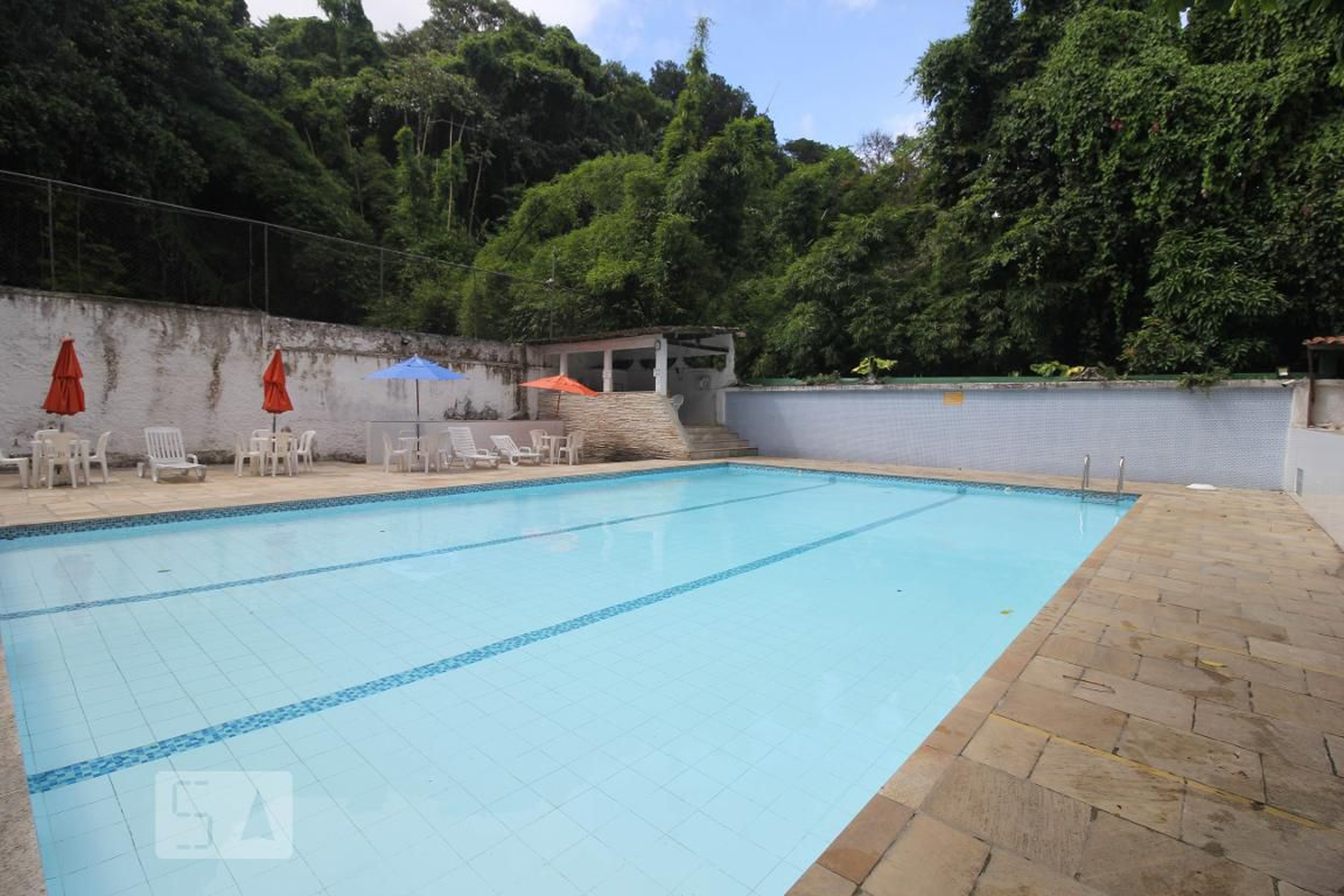 Piscina - Edifício Solar das Laranjeiras