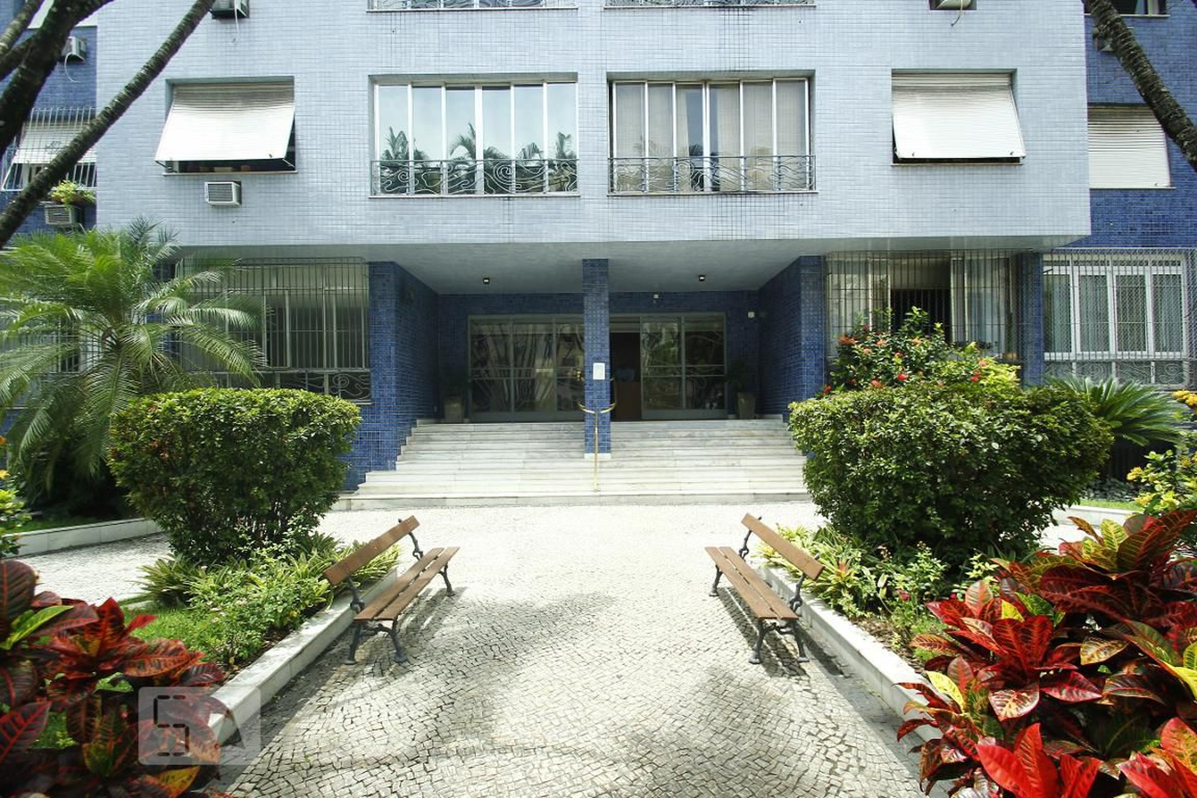 Entrada do Prédio - Edifício Conquista