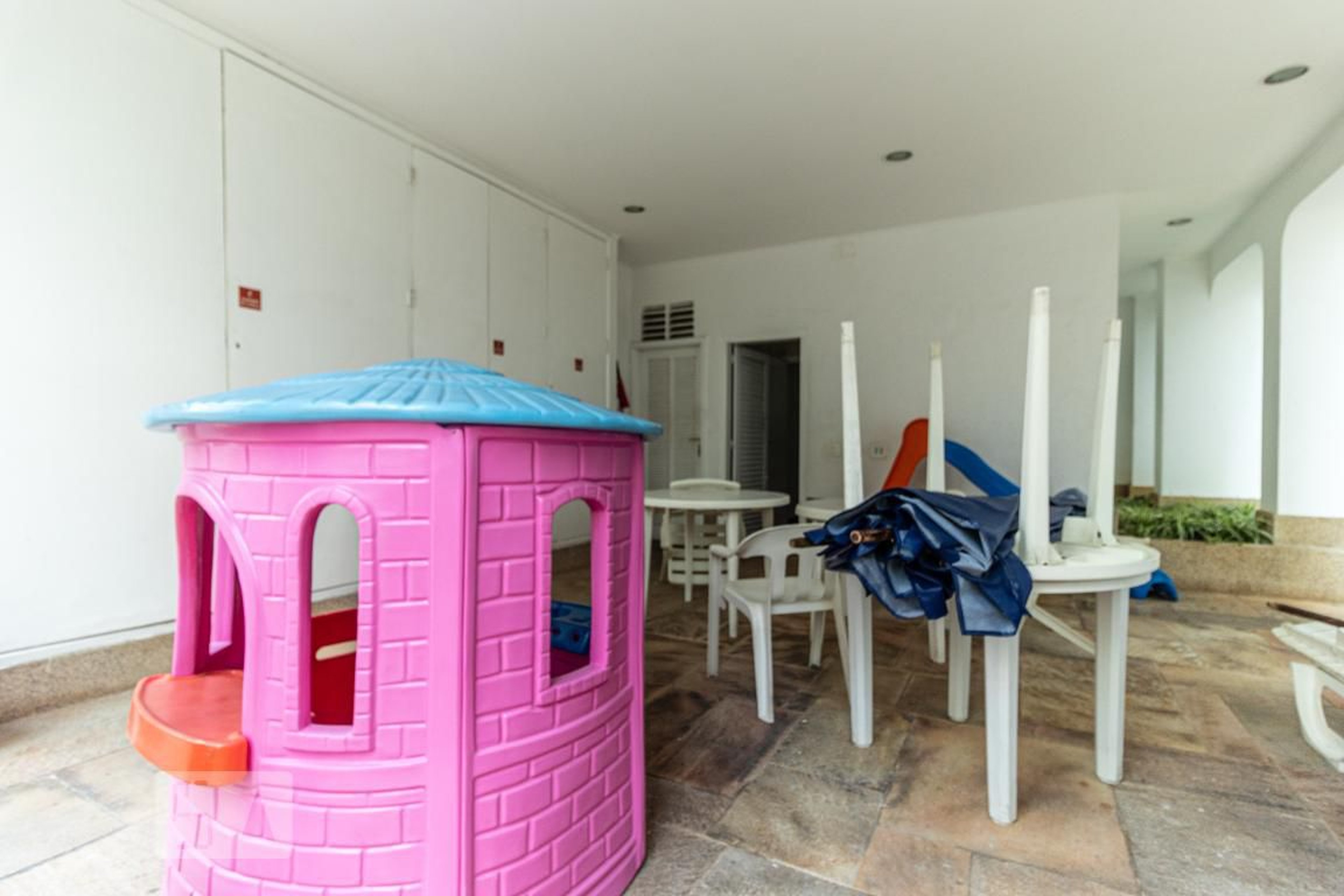 Playground - Edifício Mar Tirreno