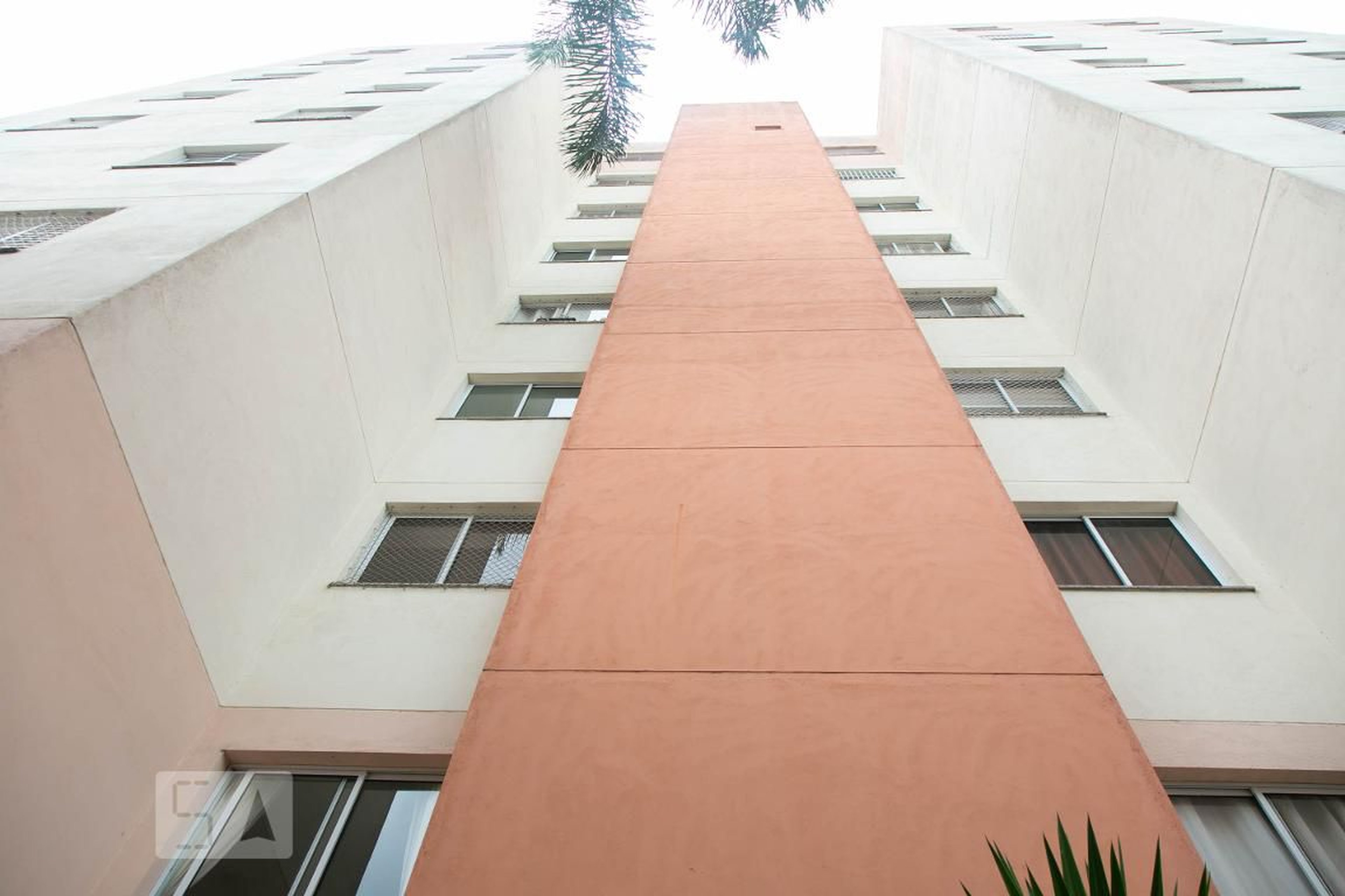 Fachada do Prédio Condomínio em Rua Benjamin Capusso, 279