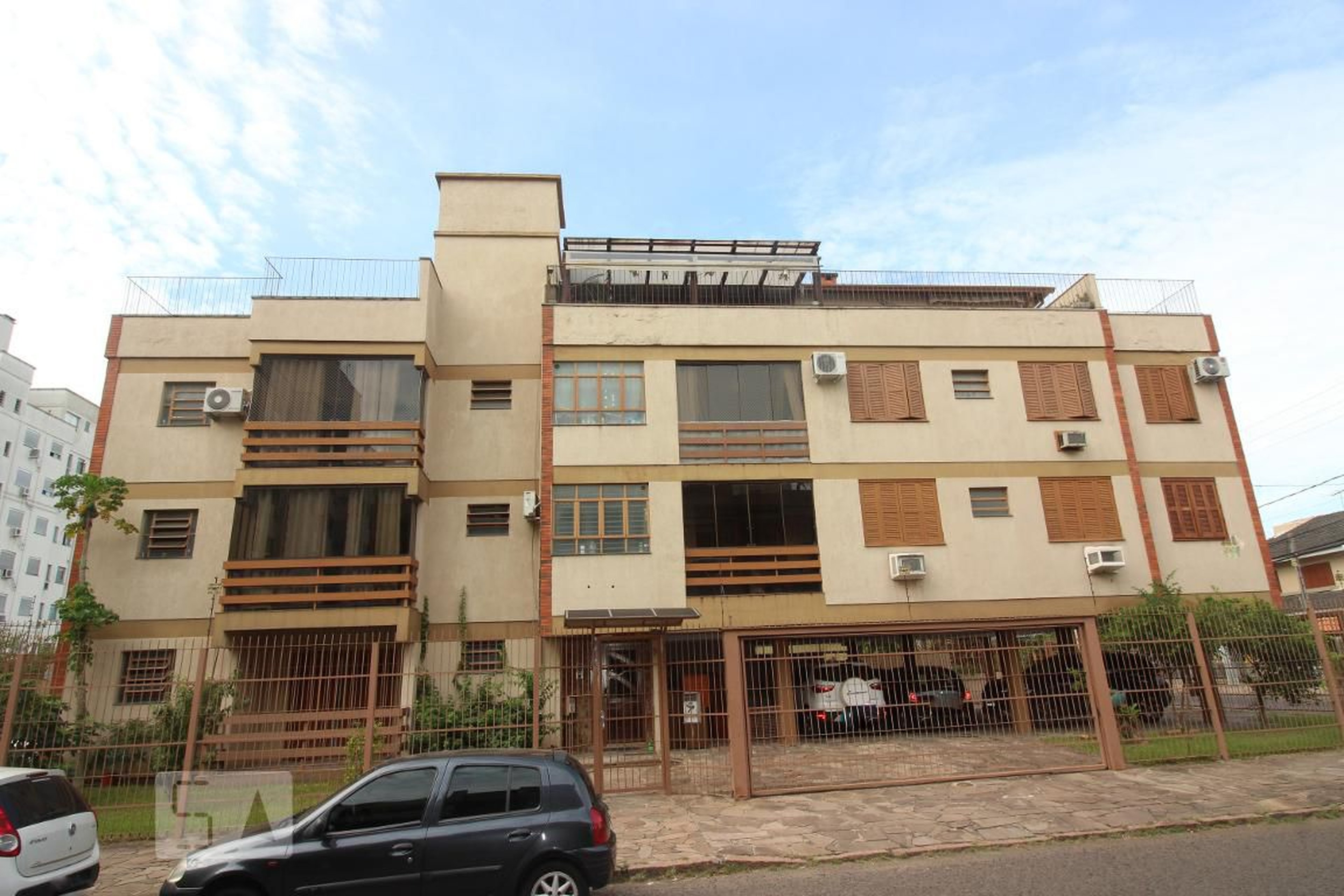 Fachada do Prédio Condomínio em Rua Engenheiro Sadi Castro, 865