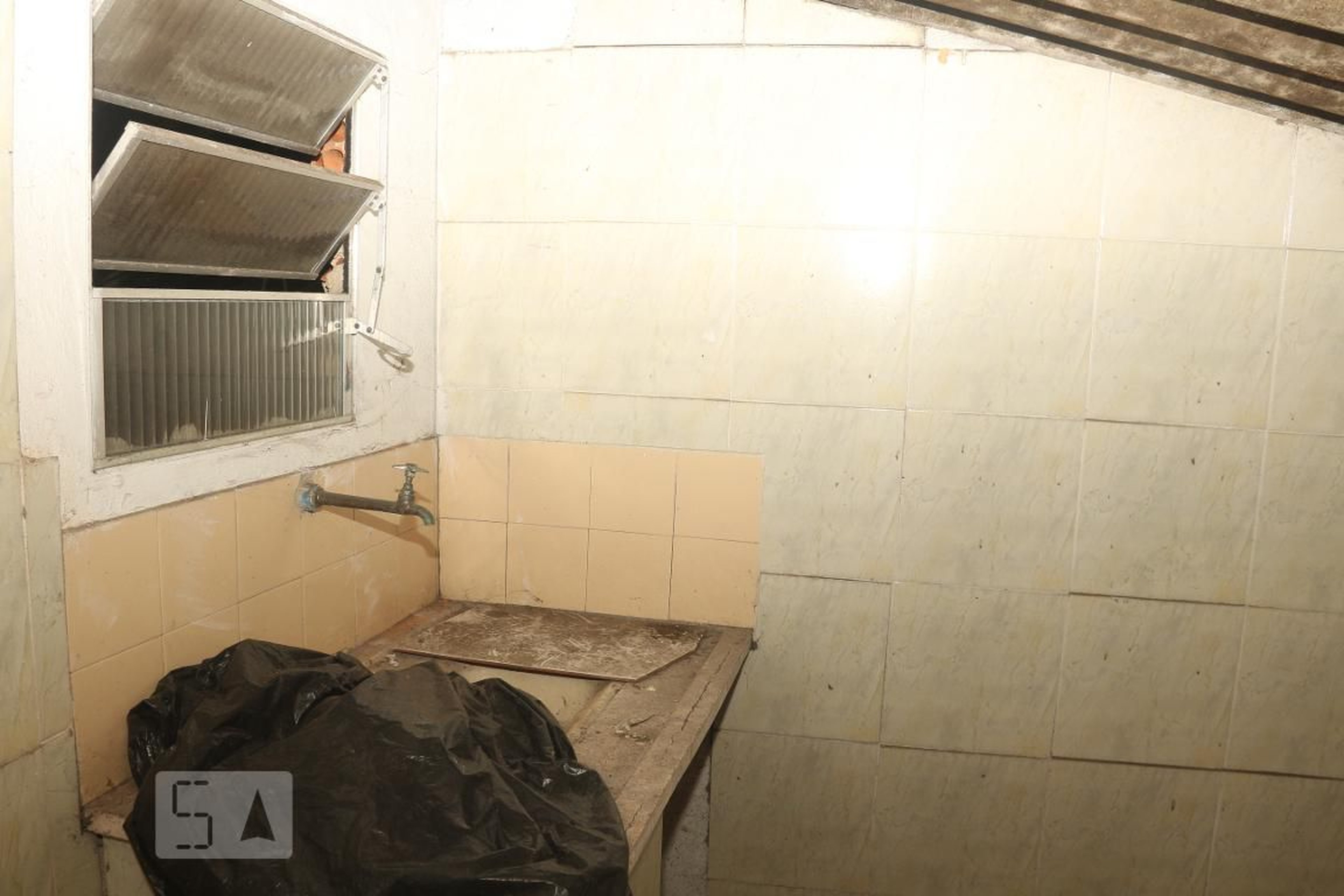 Churrasqueira - Edifício Regina Saboia