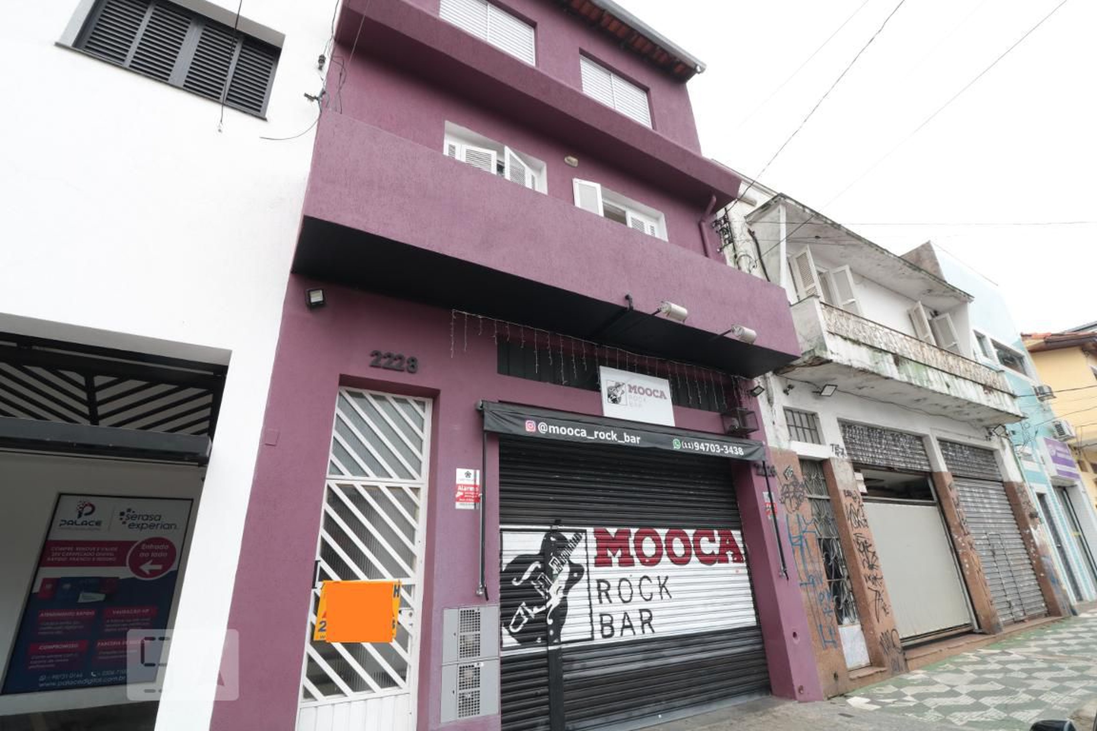 Fachada Condomínio em Rua Siqueira Bueno, 2228