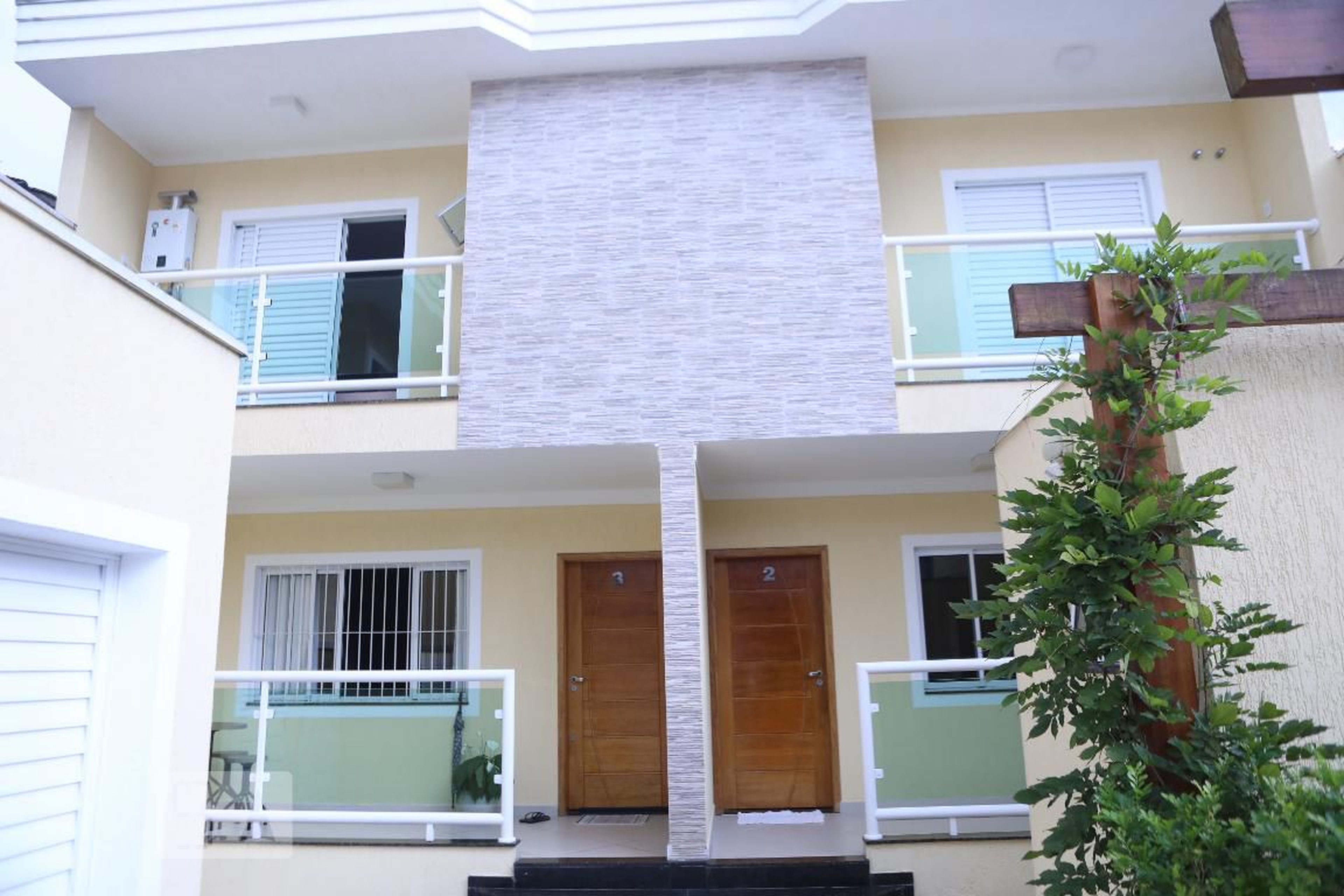 Fachada Condomínio em Rua Jaíba, 102