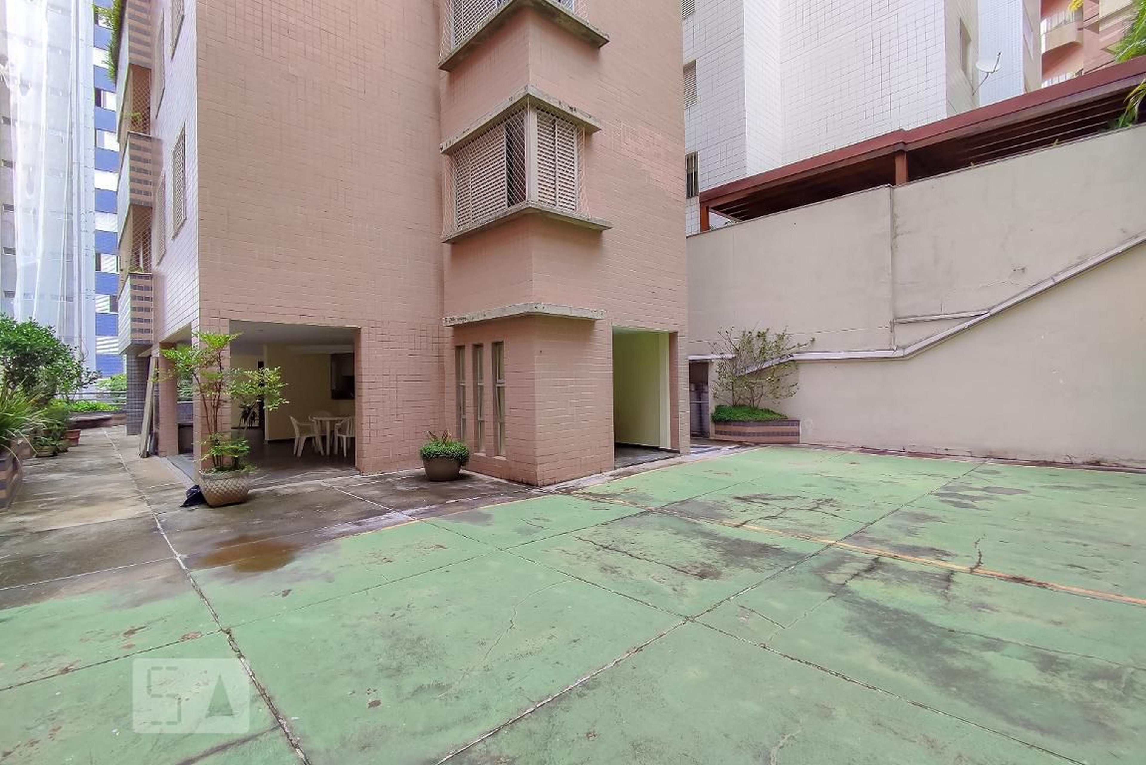 Quadra - Edifício Candeias
