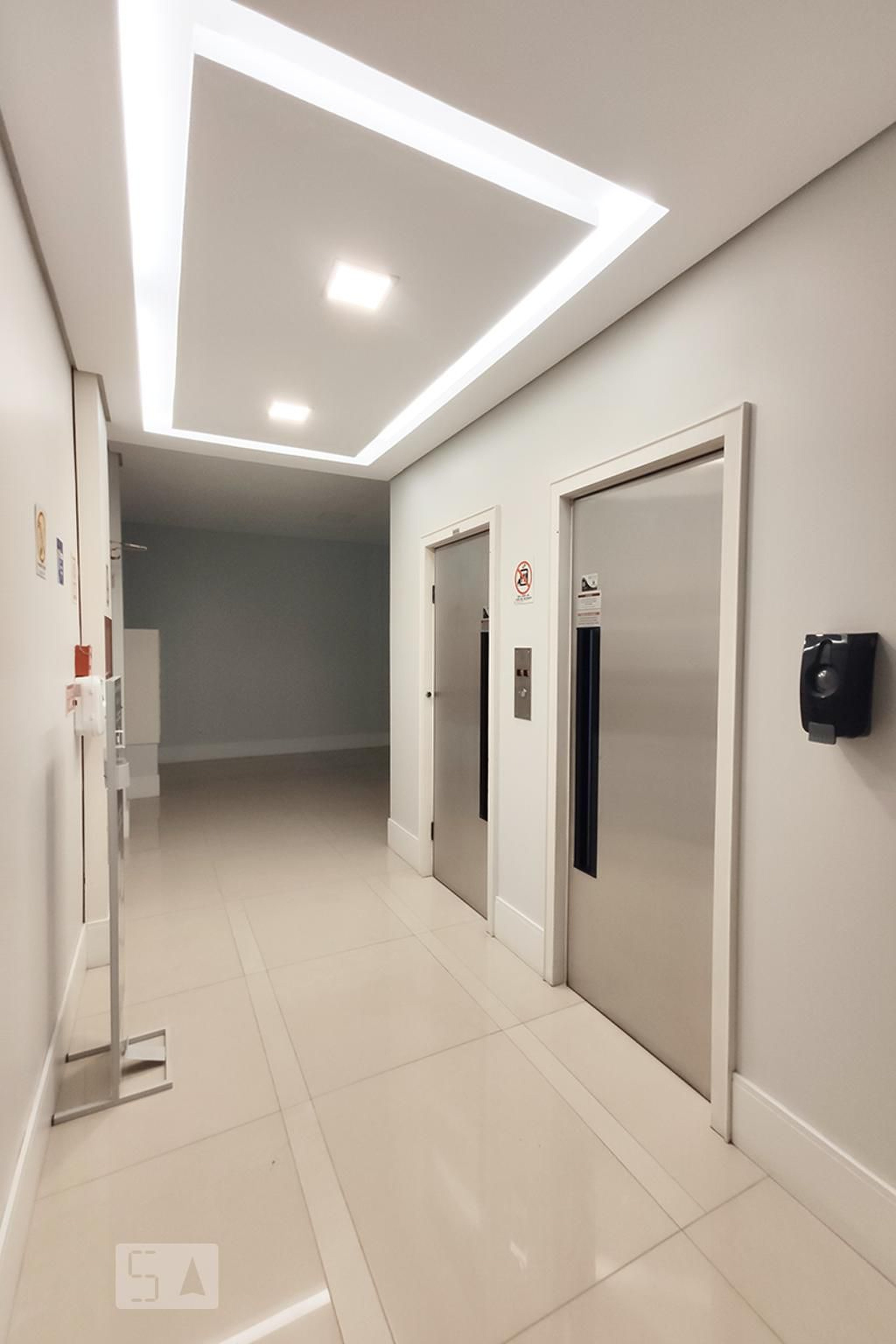 Elevador - Dona Cely