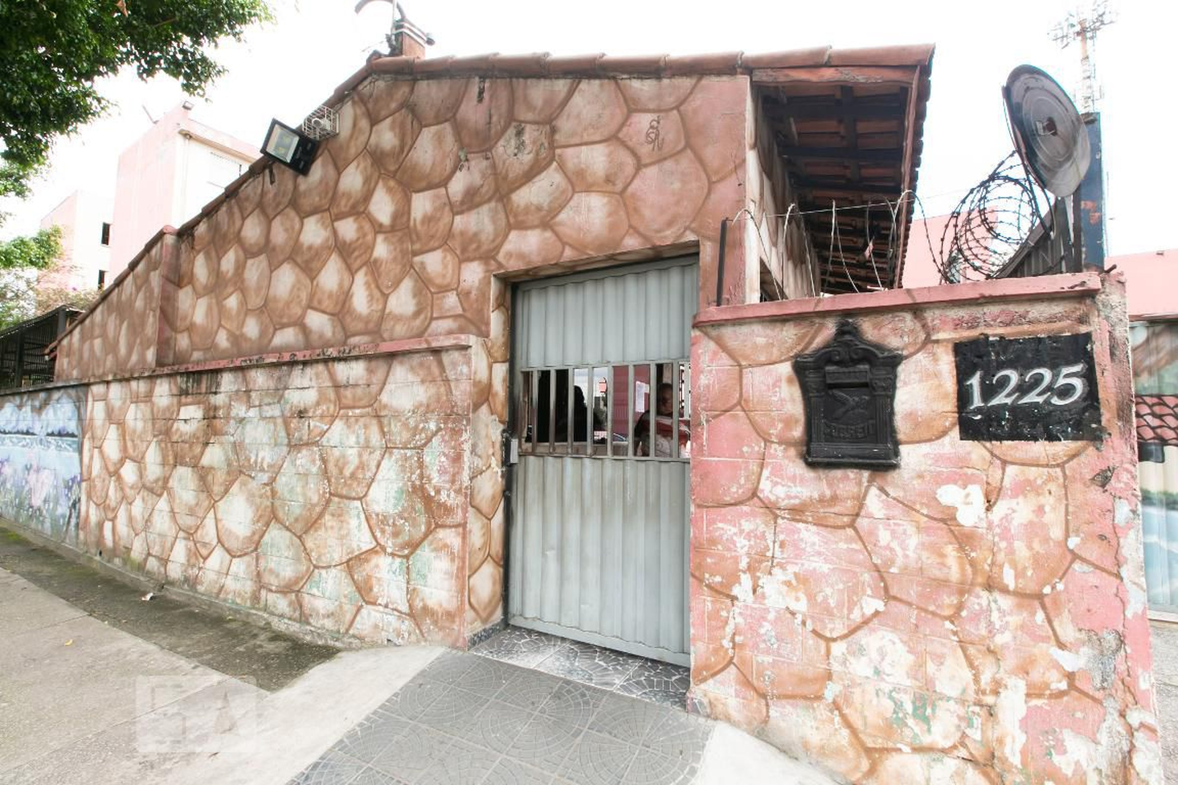 Fachada do Condomínio Condomínio em Avenida Professor João Batista Conti, 1225