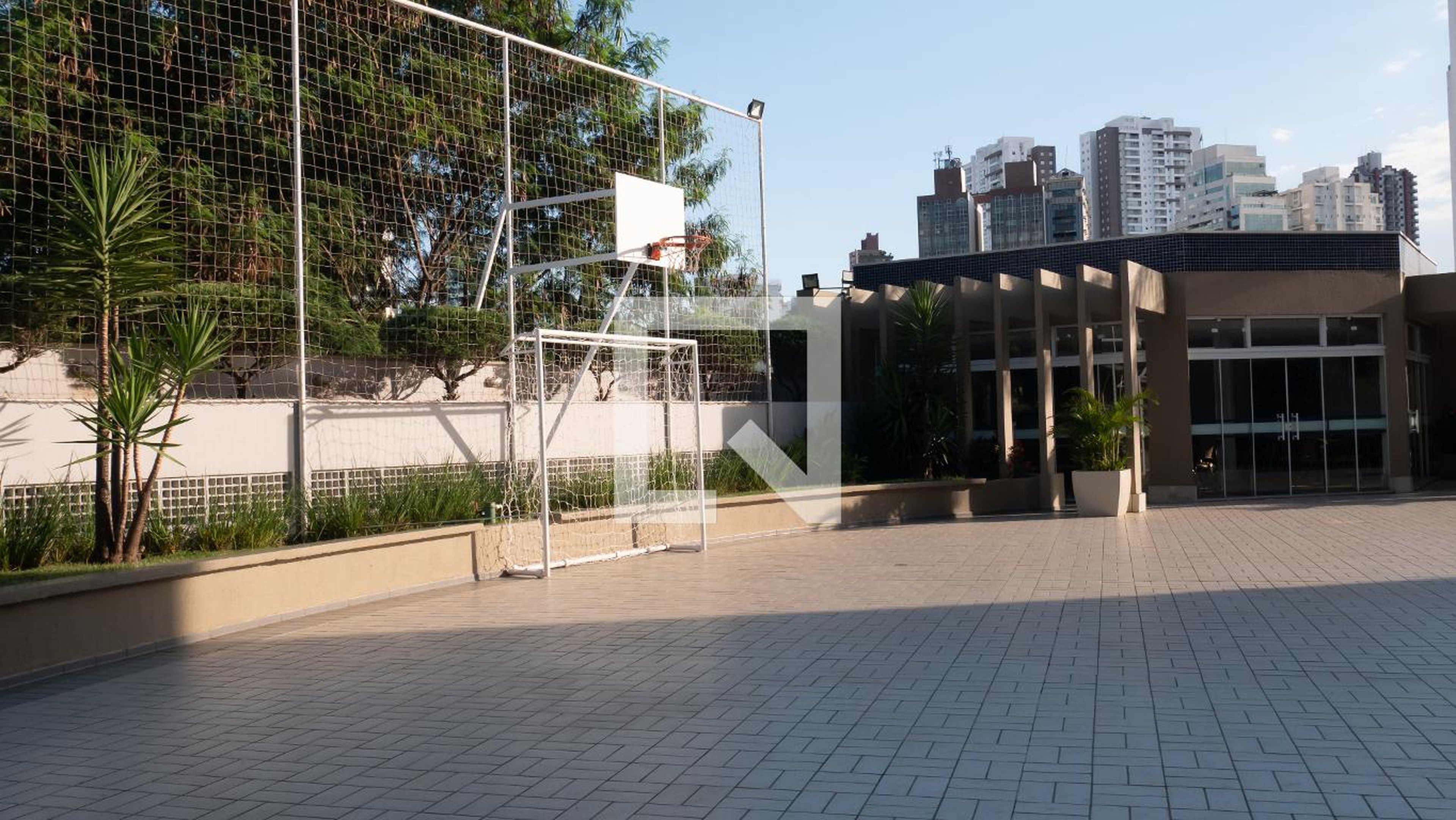 Quadra Esportiva - Maison Classic