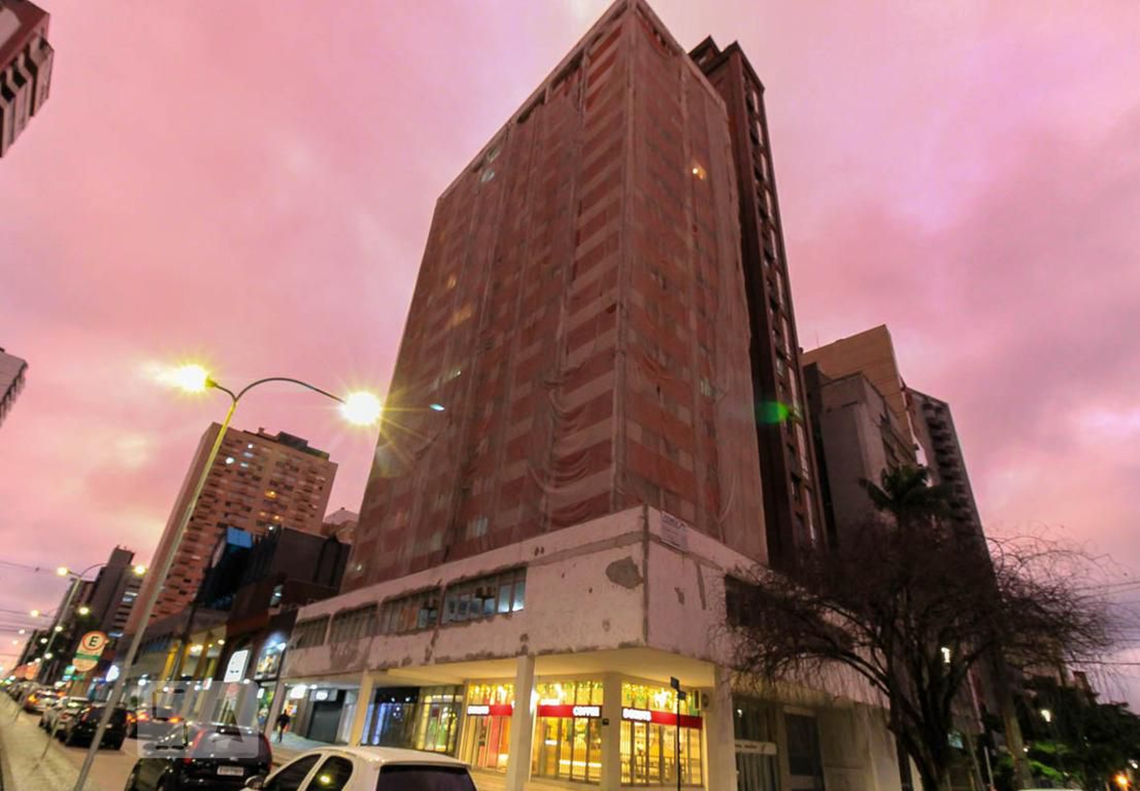 Fachada Condomínio Raul Macedo