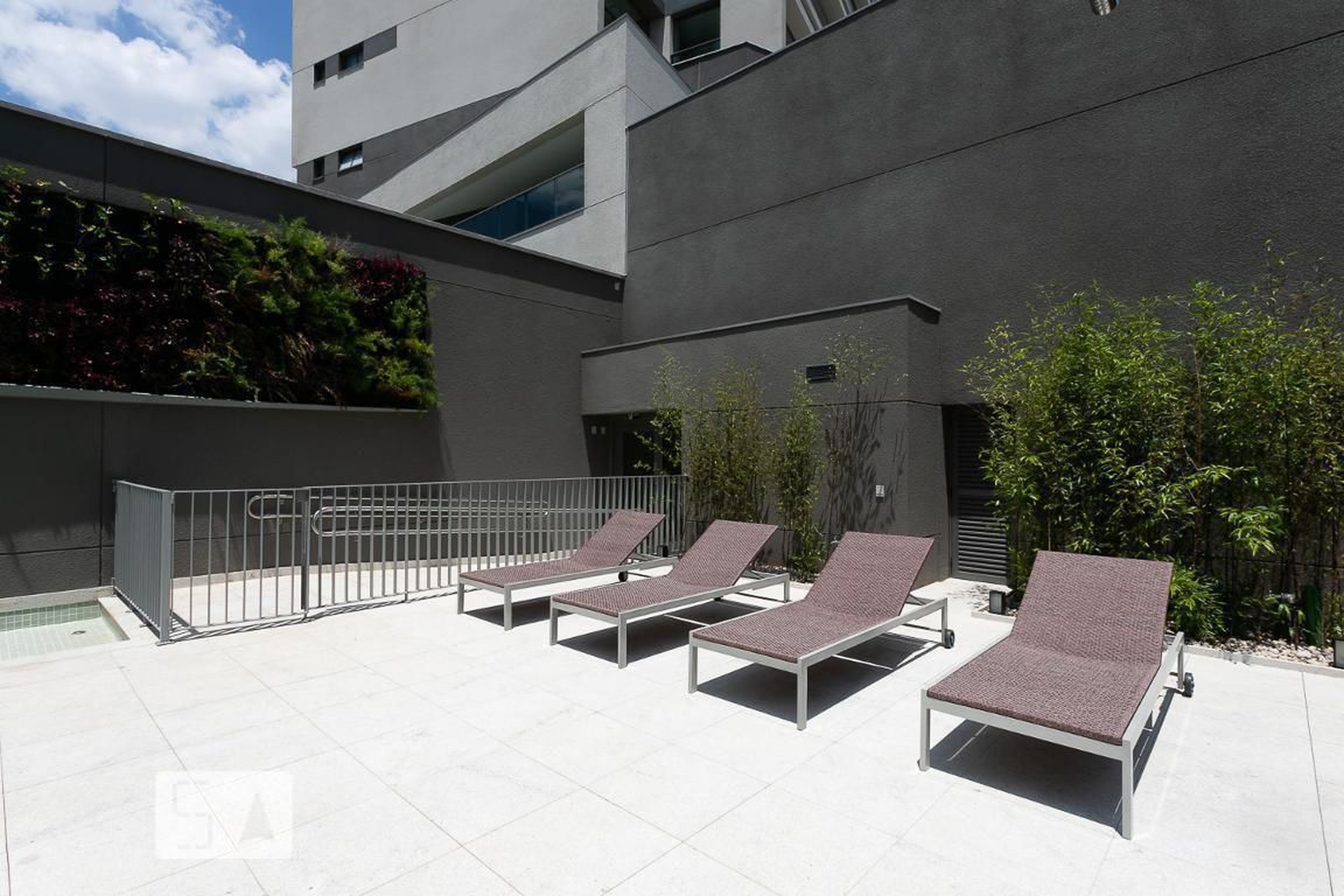 Área da Piscina - Hub Vila Madalena