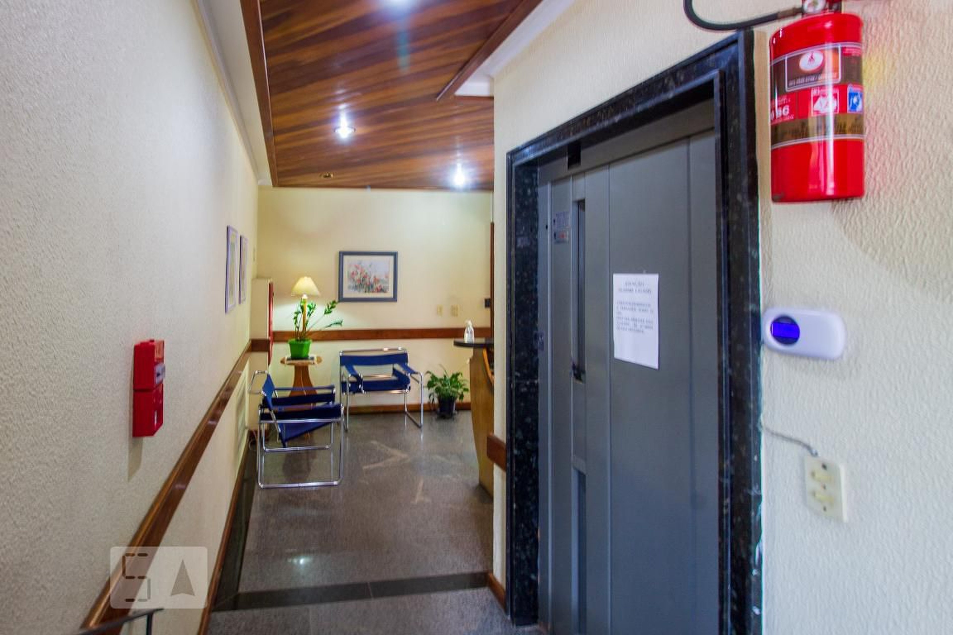 Hall de Entrada - Edifício Solar do Ipê