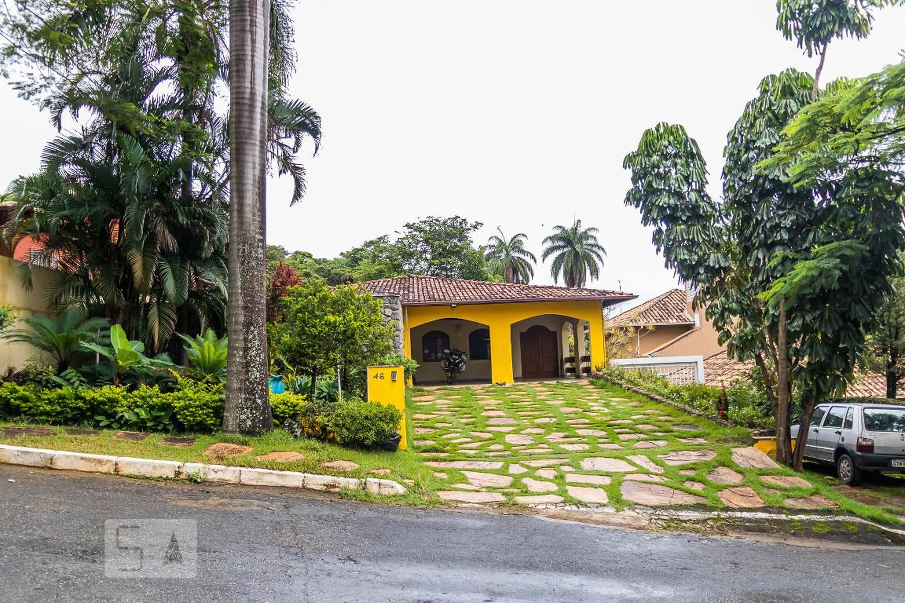 Fachada Condomínio Recanto das Braúnas