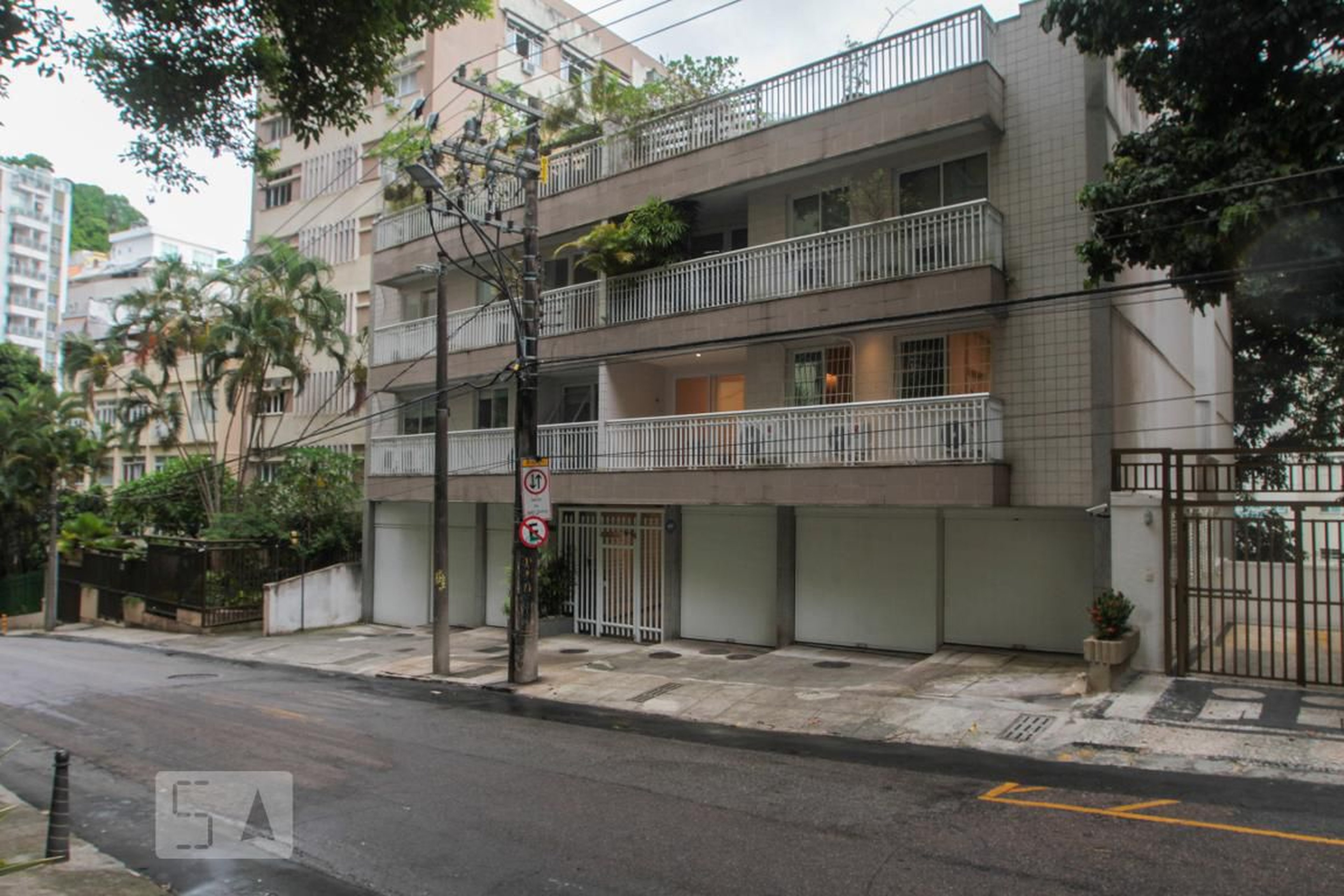 Fachada do Prédio Edificio Salvador Dali