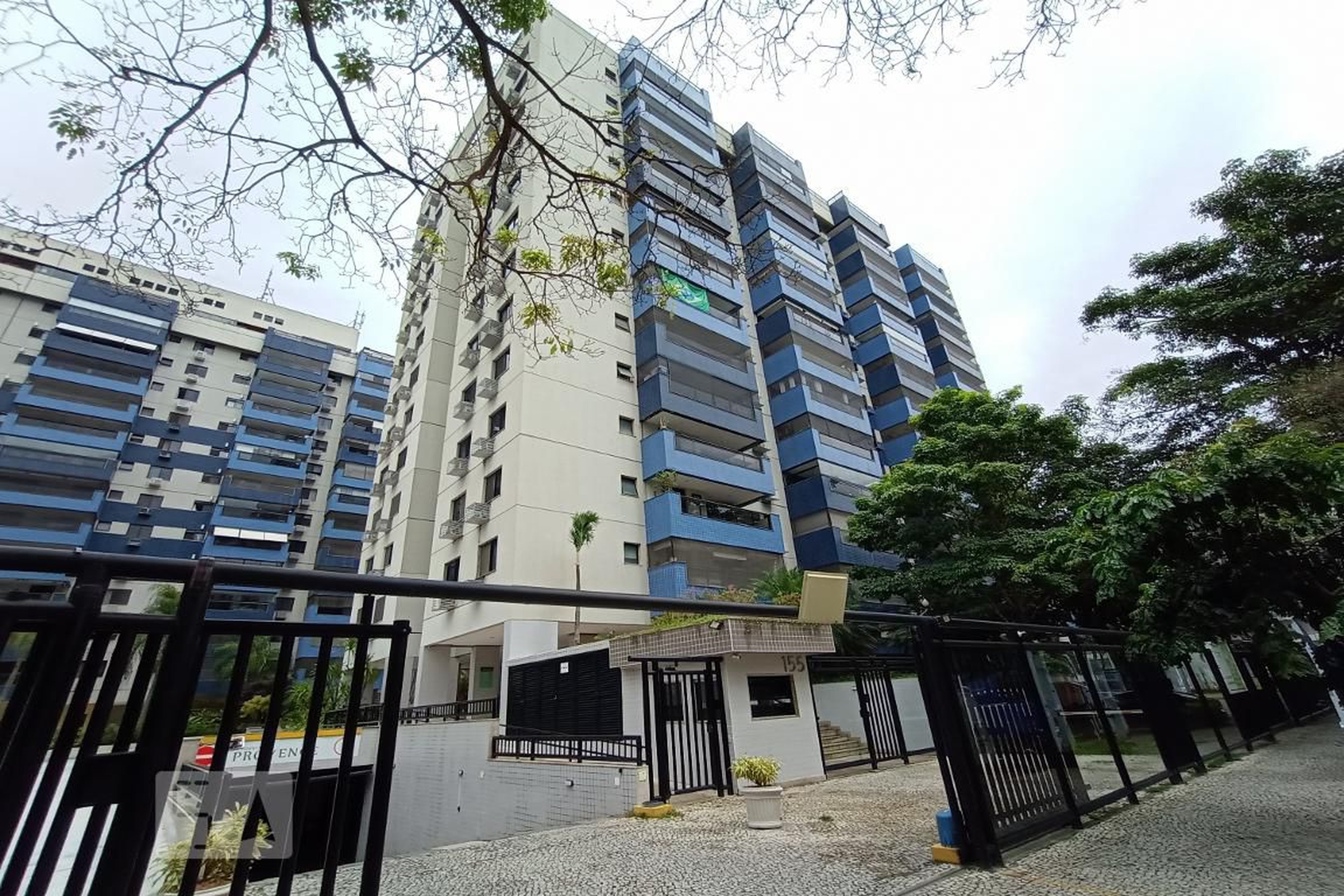 Fachada do Condomínio Condomínio Rio 2