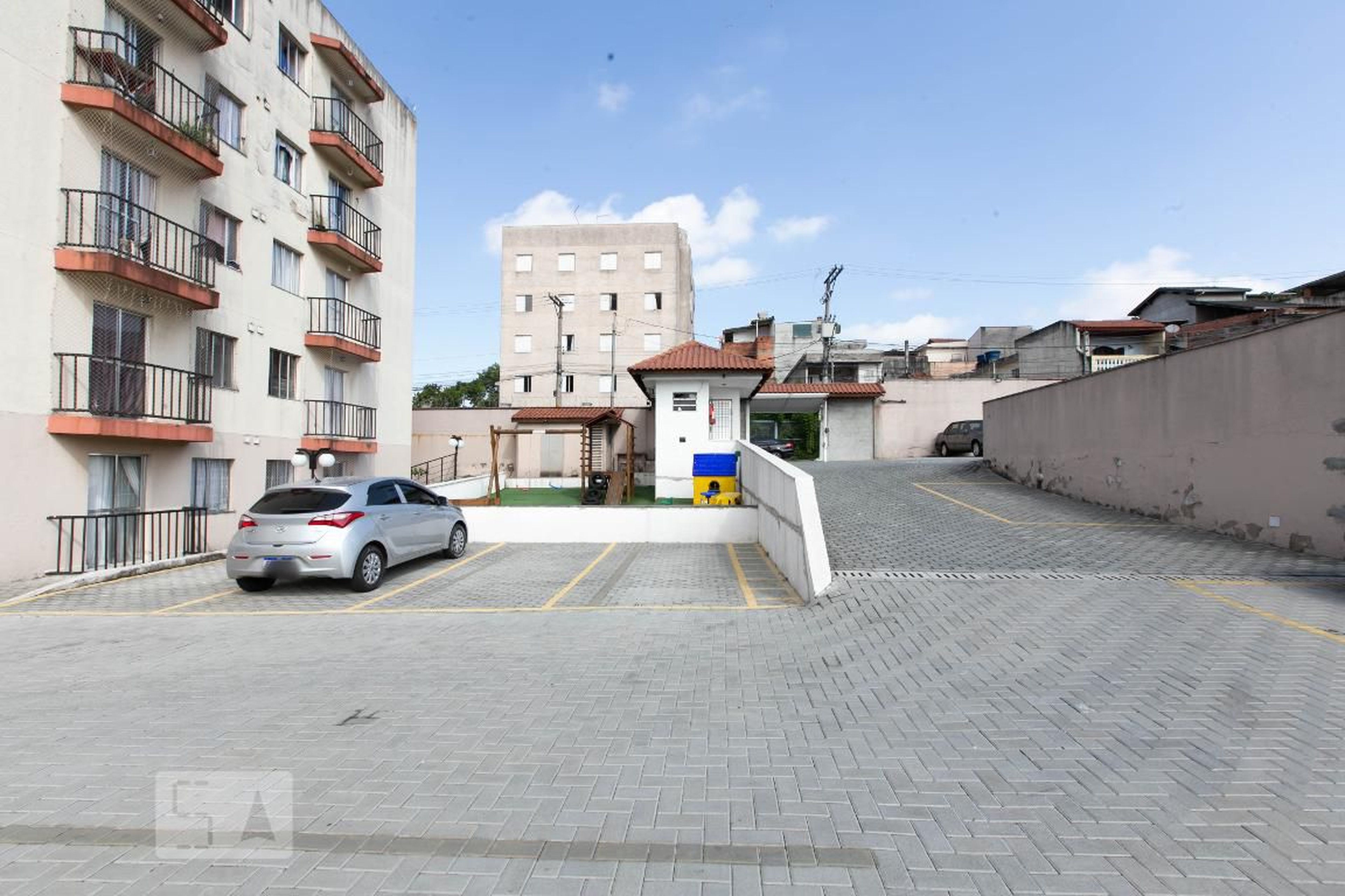 Condomínio - Residencial Aiuba