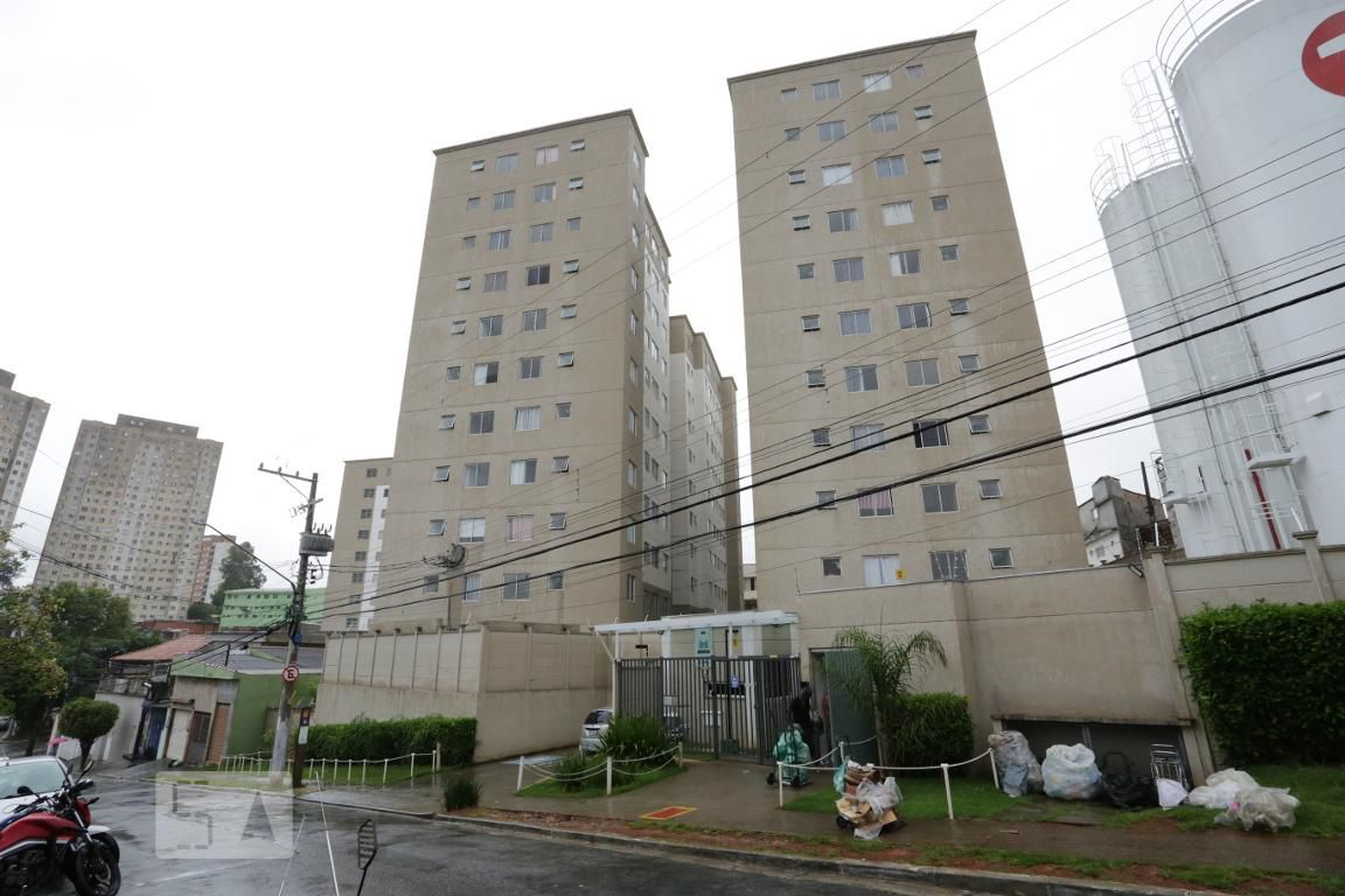 Fachada do Condomínio Condomínio Modena