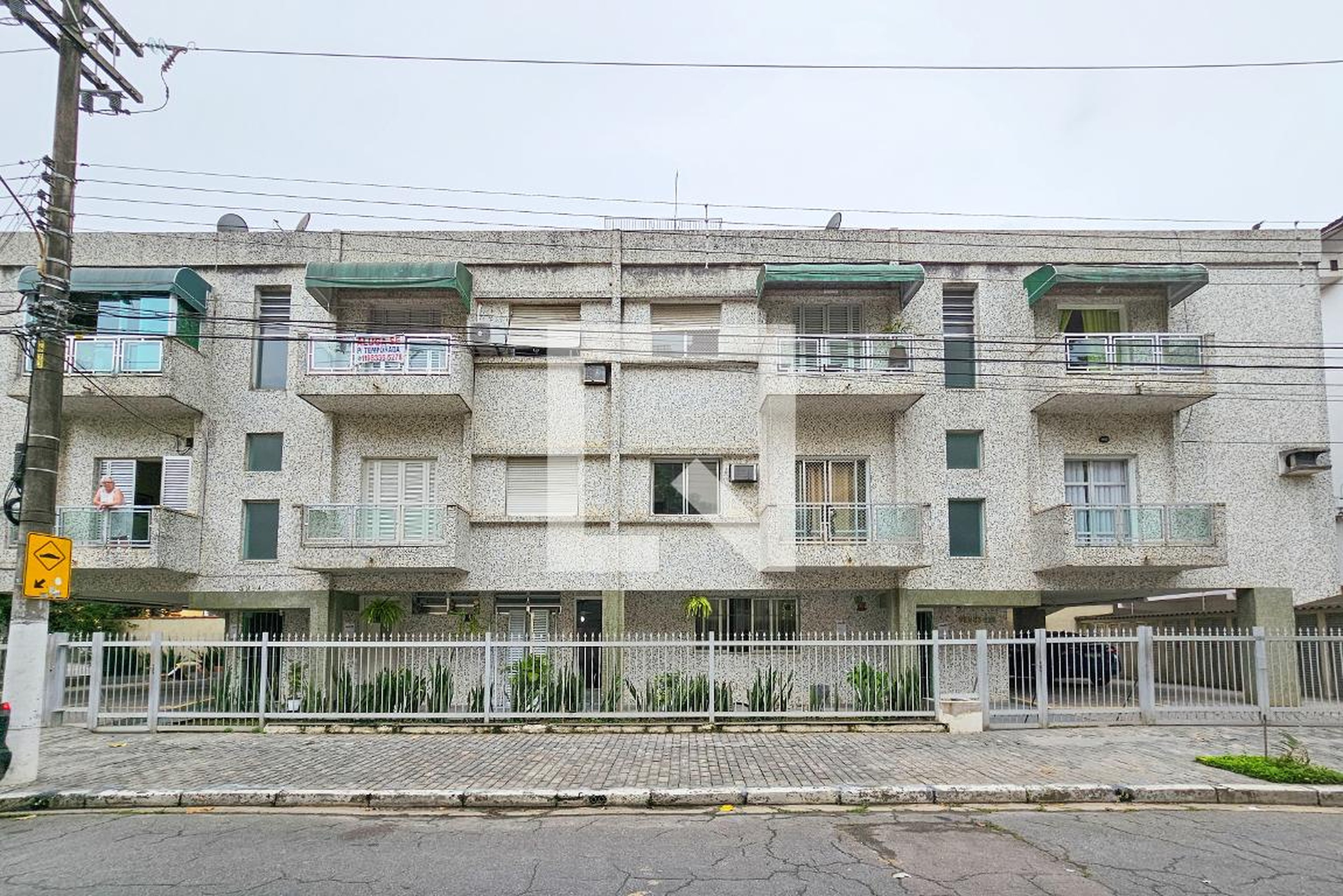 Fachada Condomínio em Avenida Gérson Maturani, 328