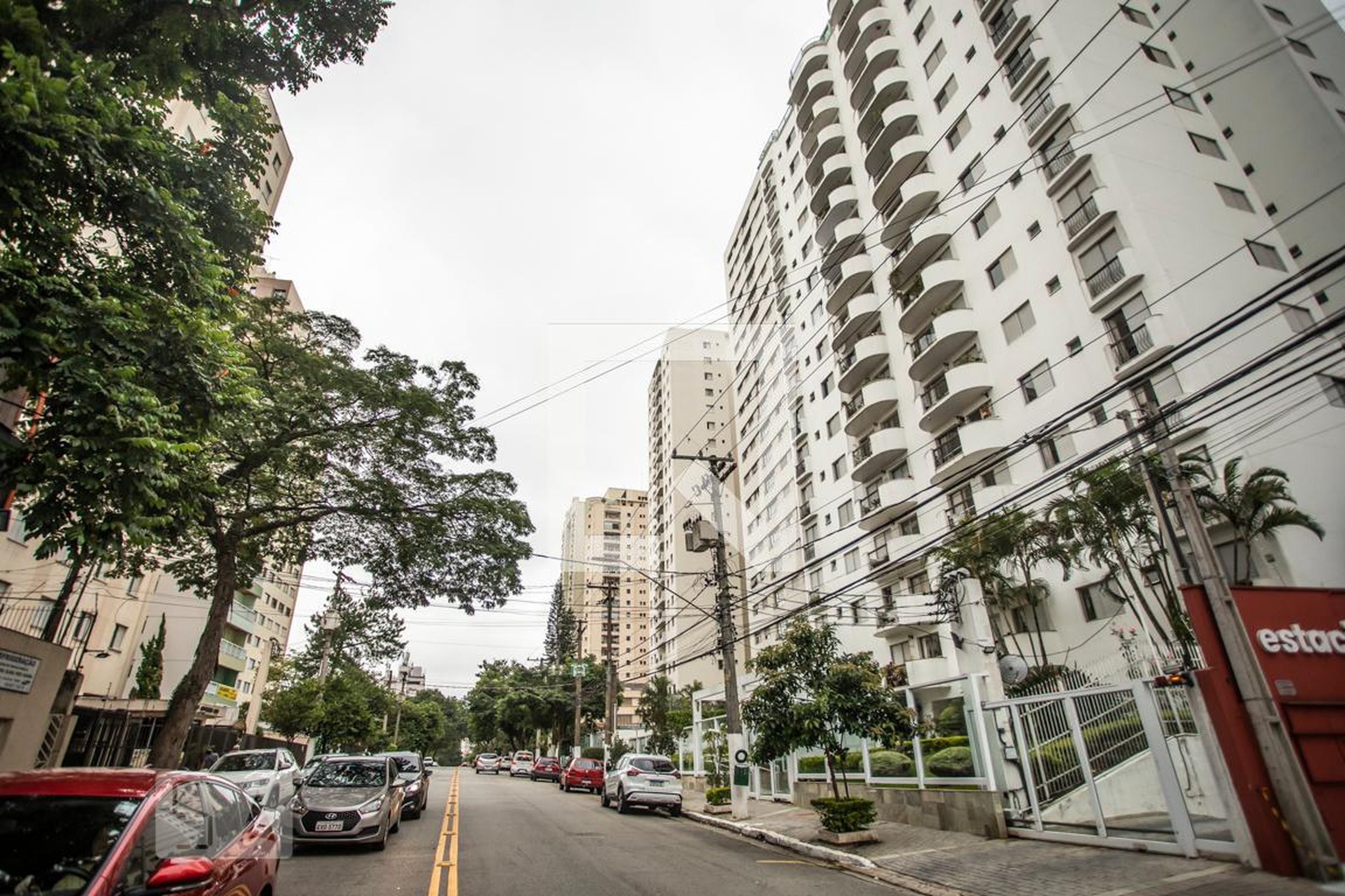 Fachada do Condomínio Edifício Comodoro