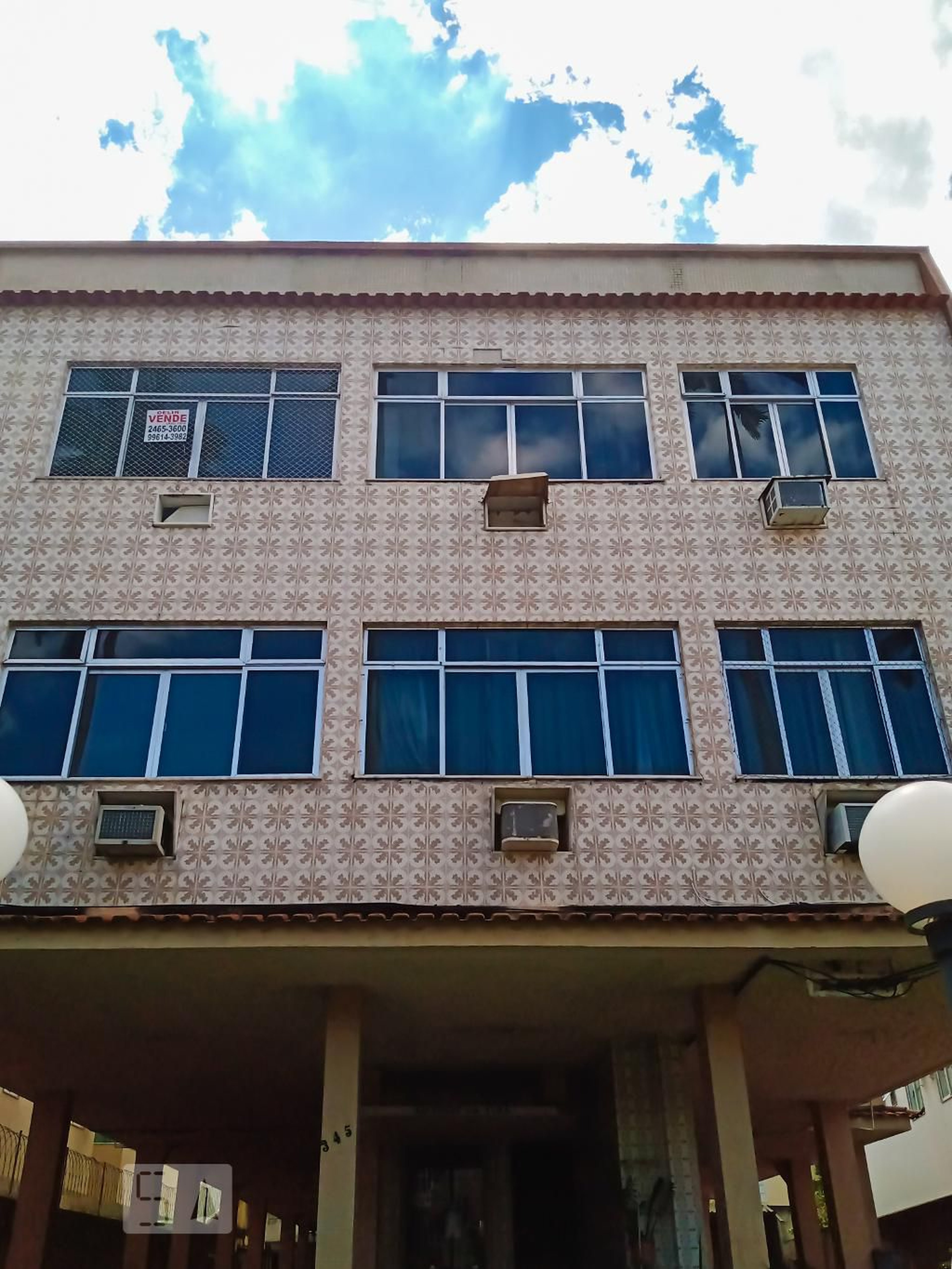 Fachada do Prédio Condomínio em Rua Uçá, 345