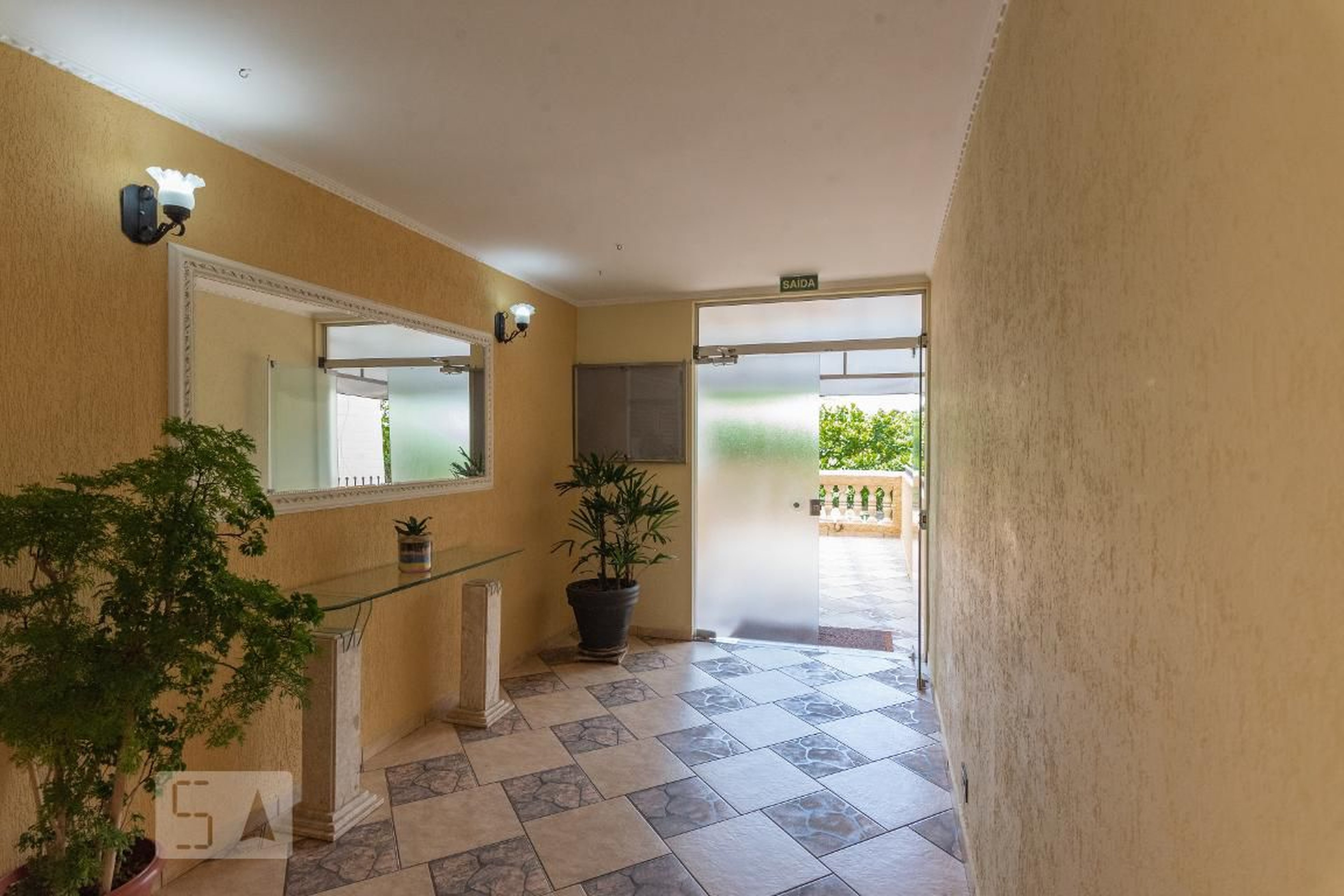 Hall de Entrada - Bandeirantes