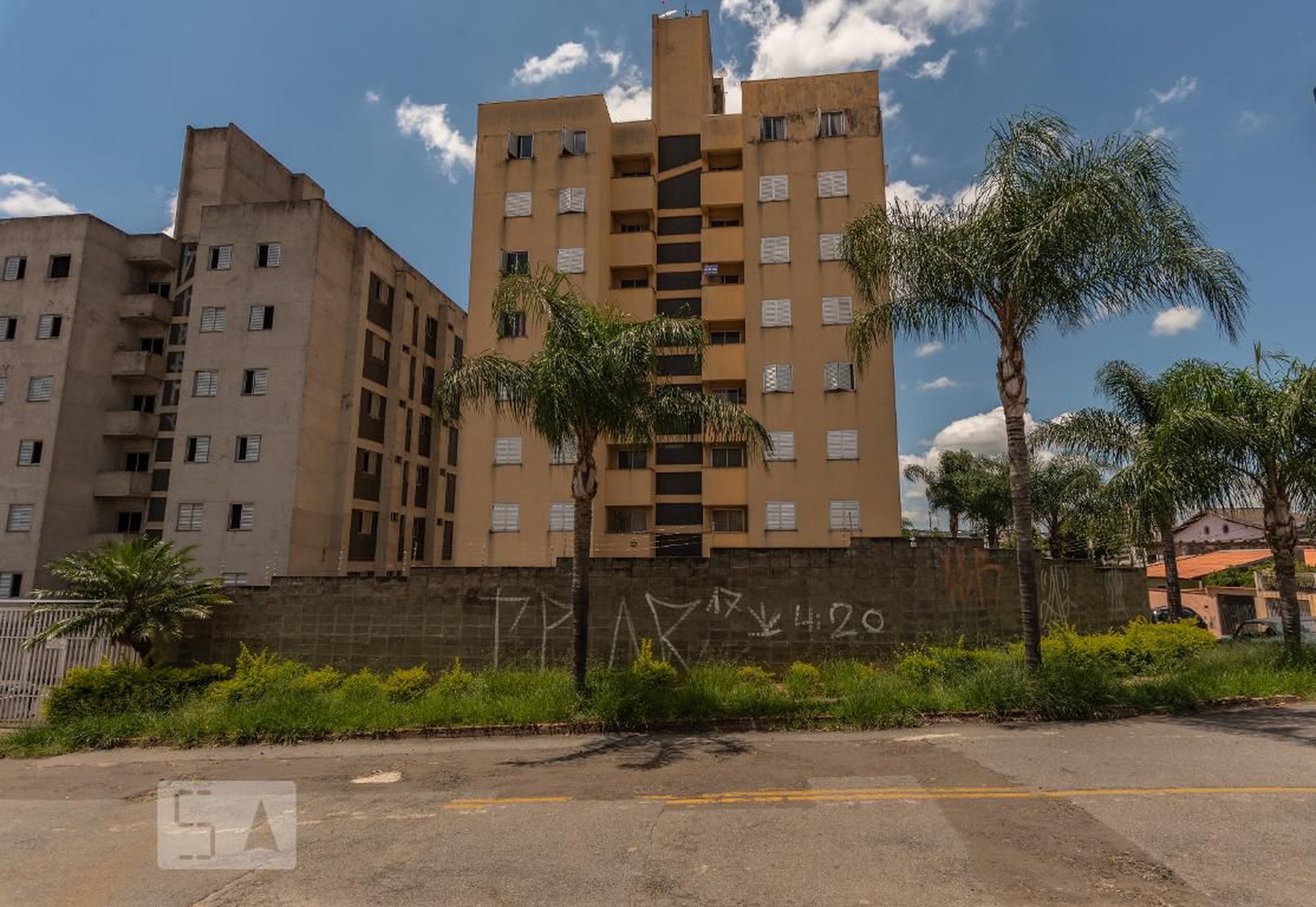 Fachada do Condomínio Edifício Vale Sagrado dos Incas