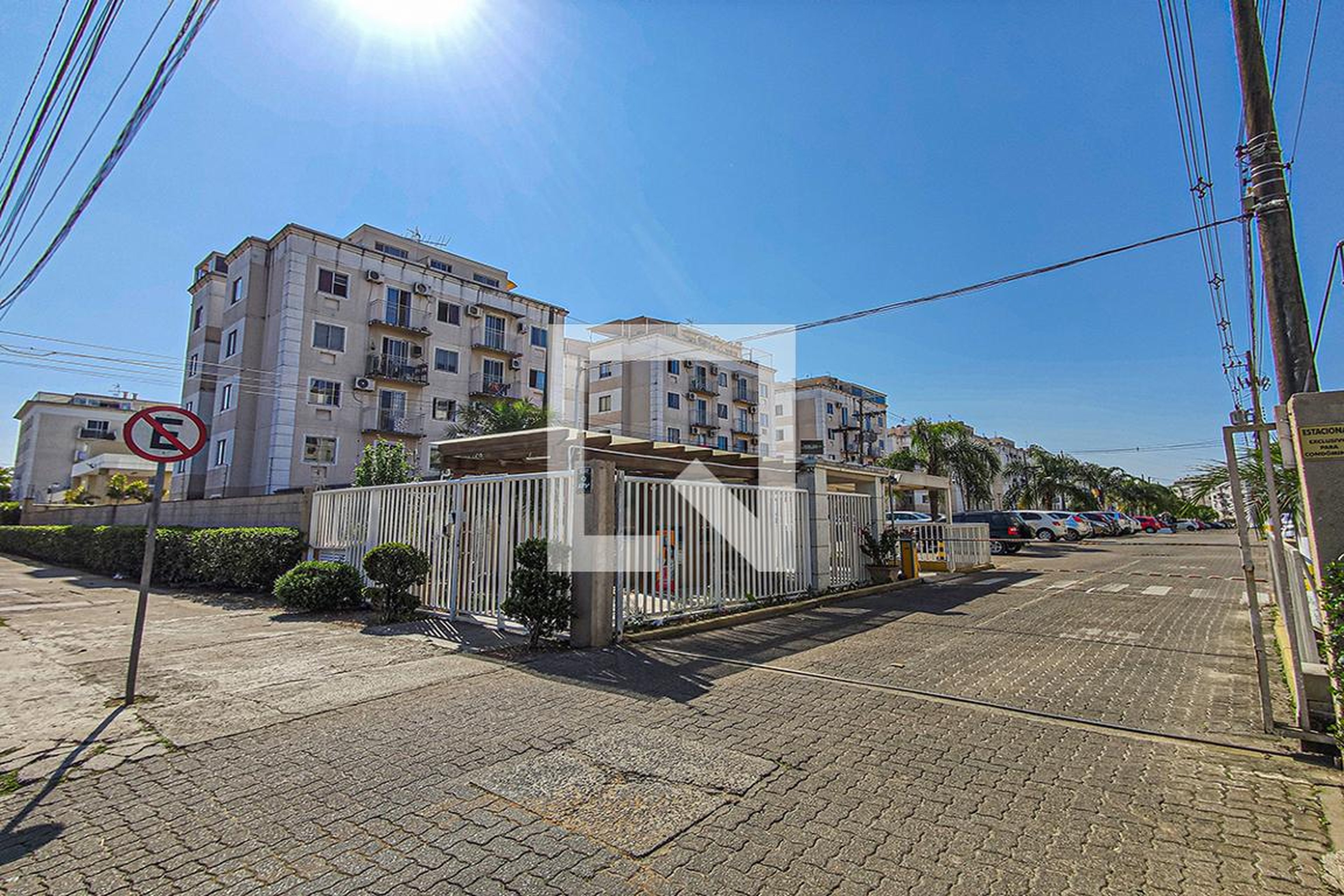 Fachada do Condomínio Condomínio em Rua Tomé de Souza, 403