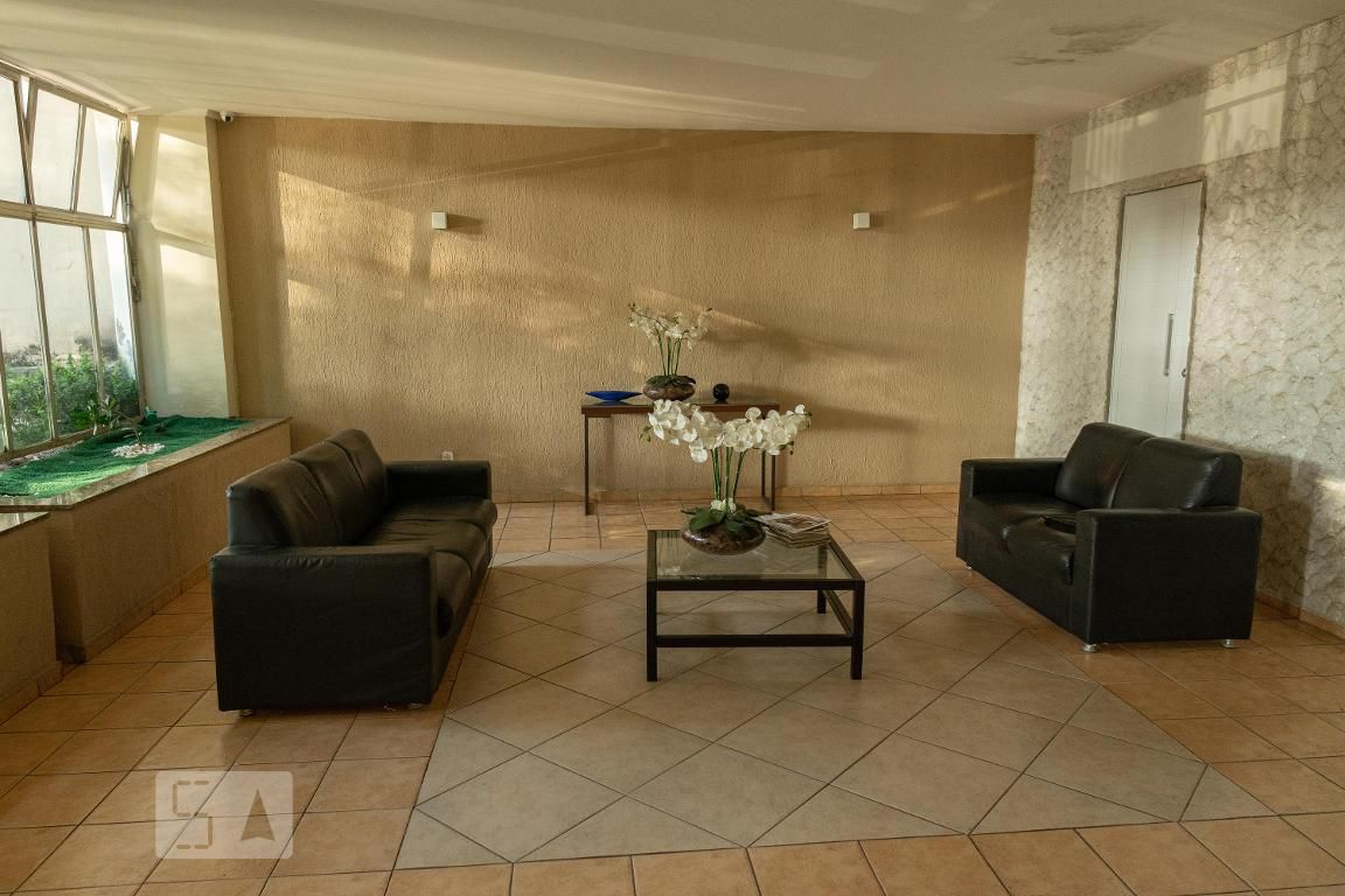 Hall - DR Rubens Brasil