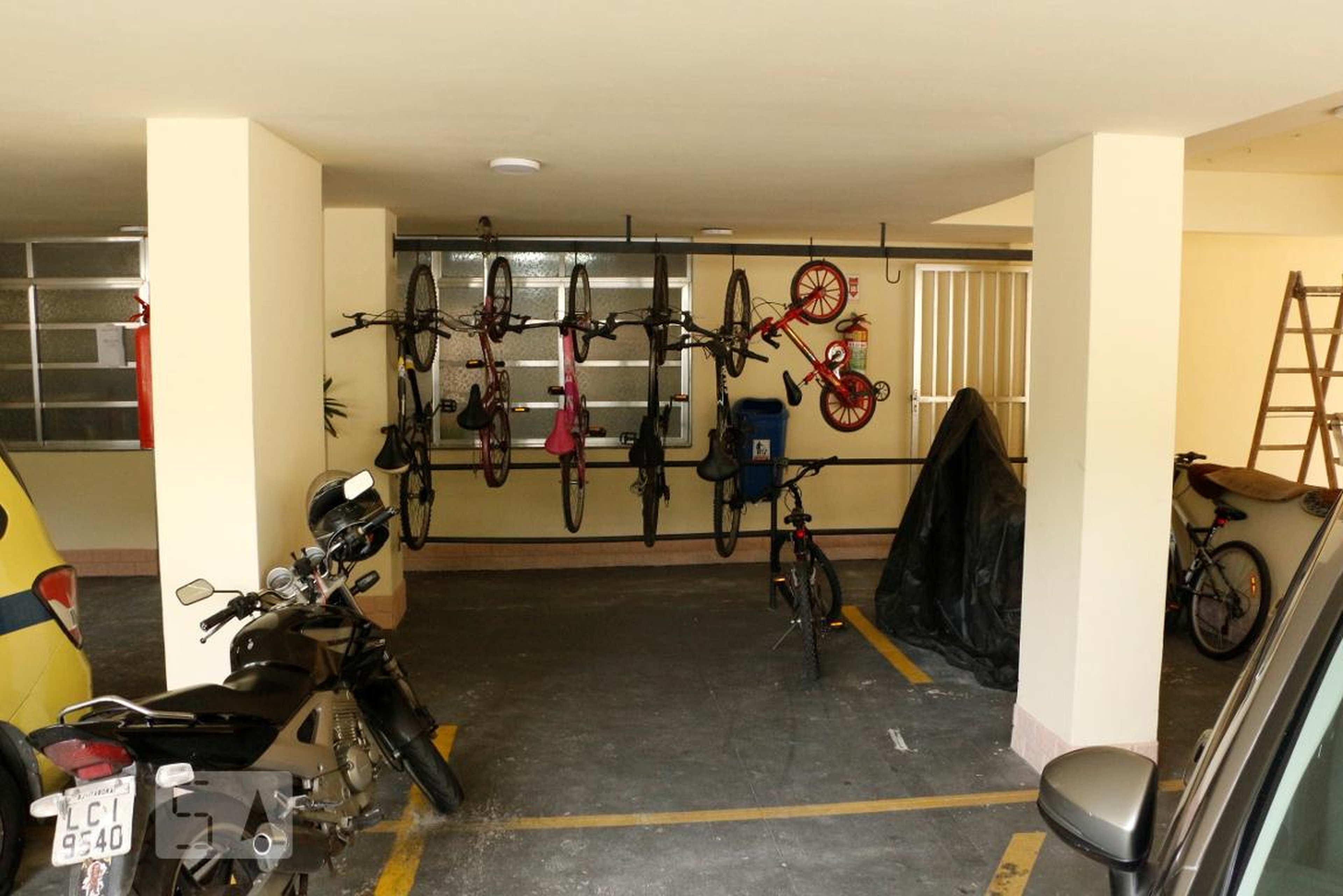 Bicicletário - Edifício Celina e Mattos