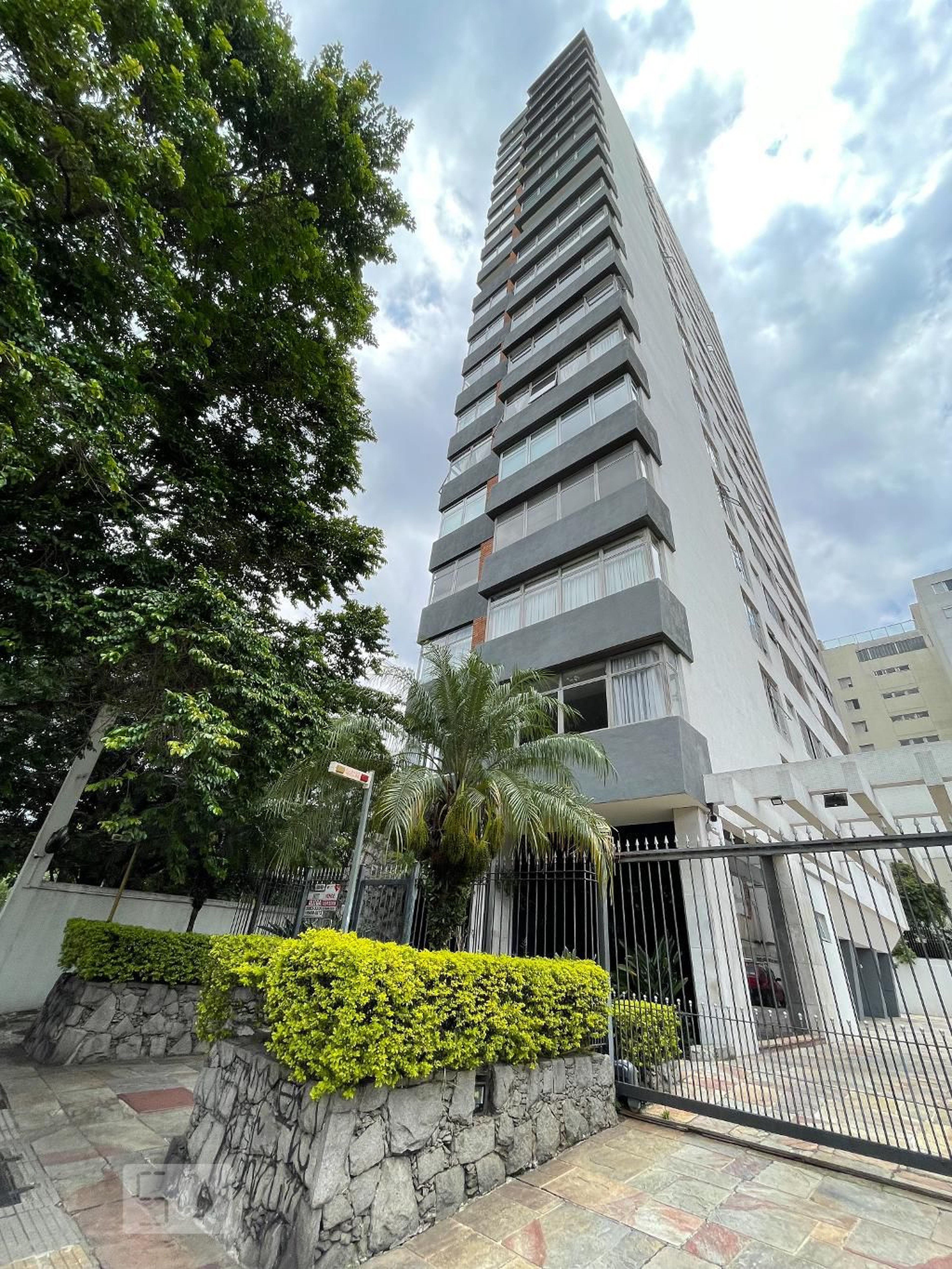 Fachada Condomínio Luciano Prata