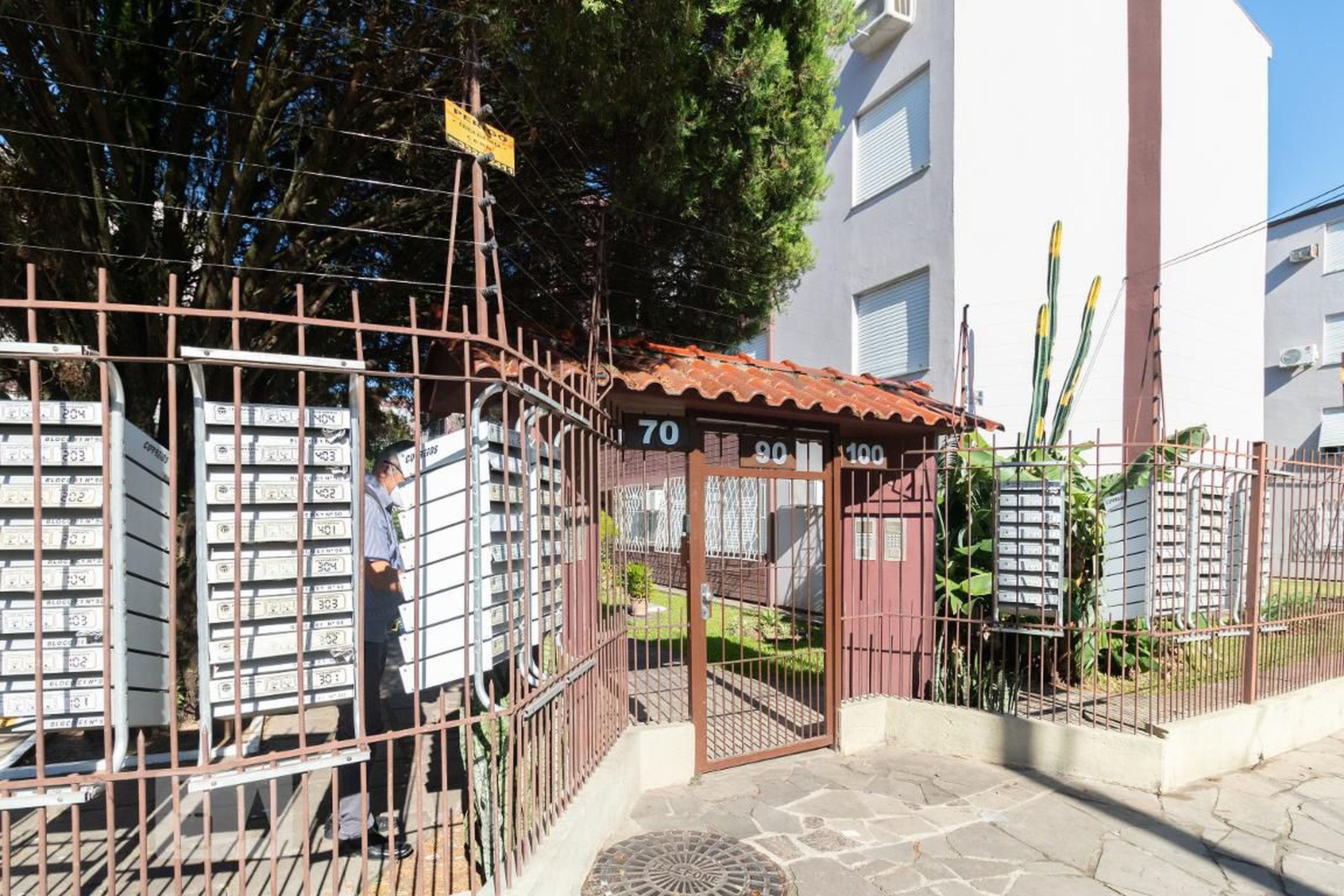 Fachada Condomínio em Rua Padre Ângelo Corso, 70