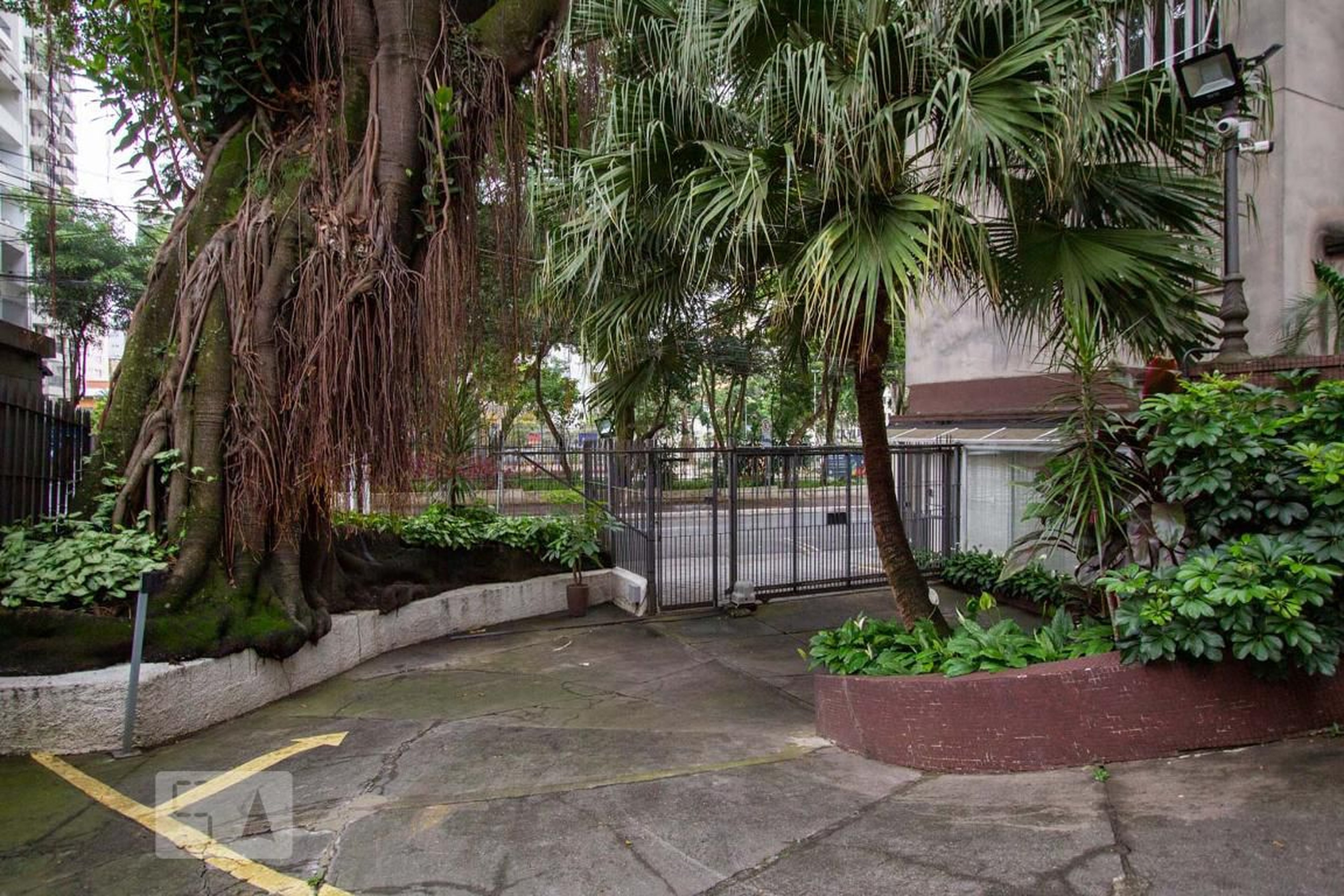 Área comum - 3 Américas