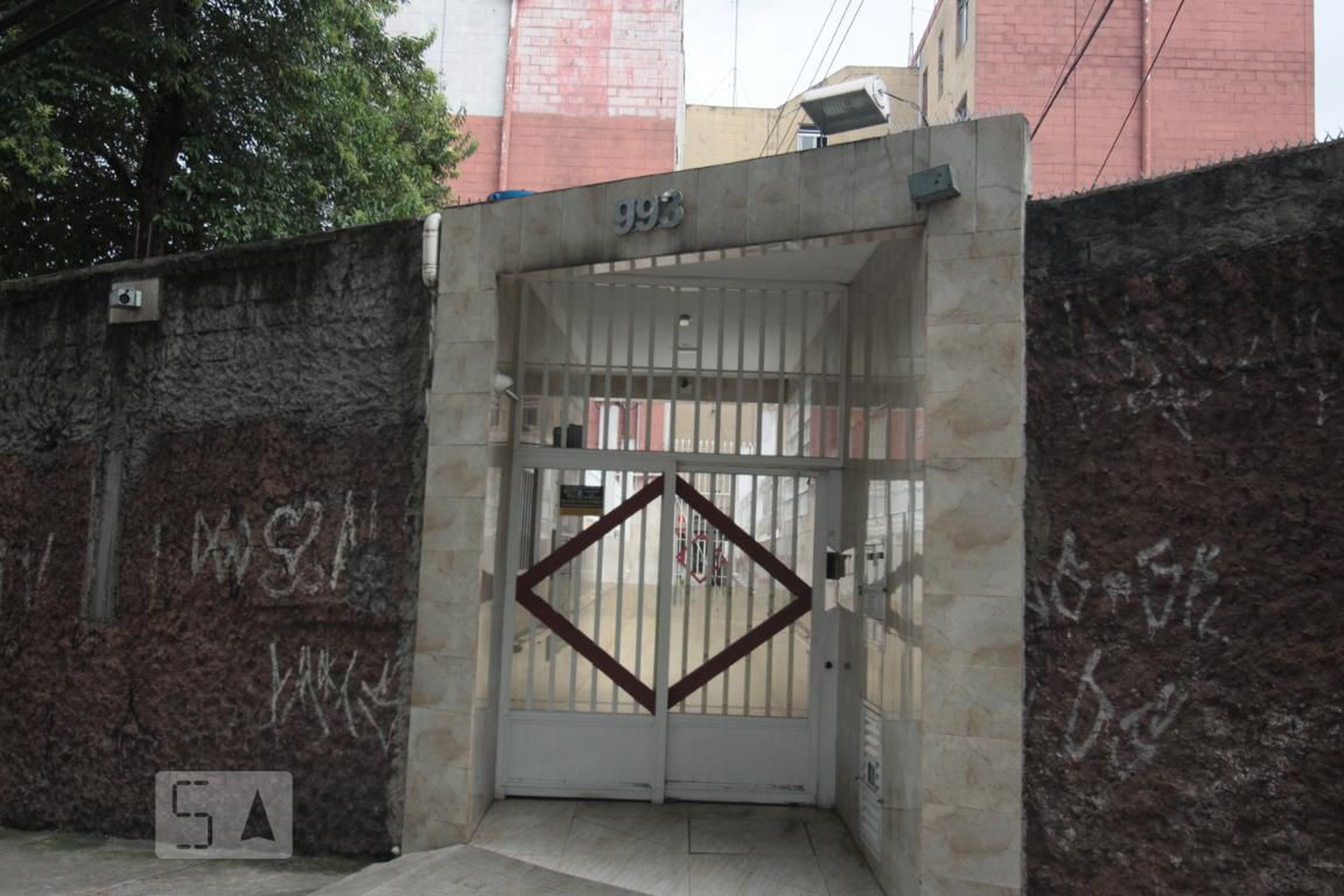 Fachada do Condomínio Edifício Itajara I