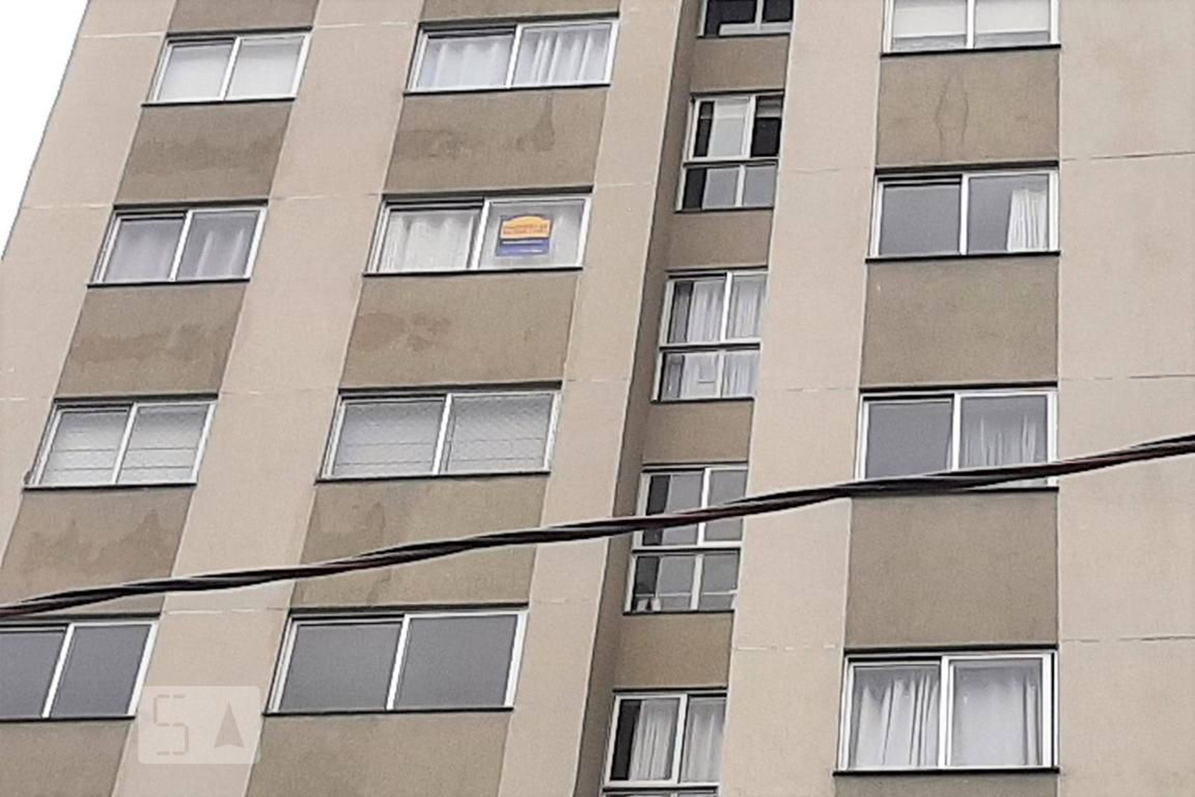 Fachada do Condomínio Edifício Bergo Motta Residence