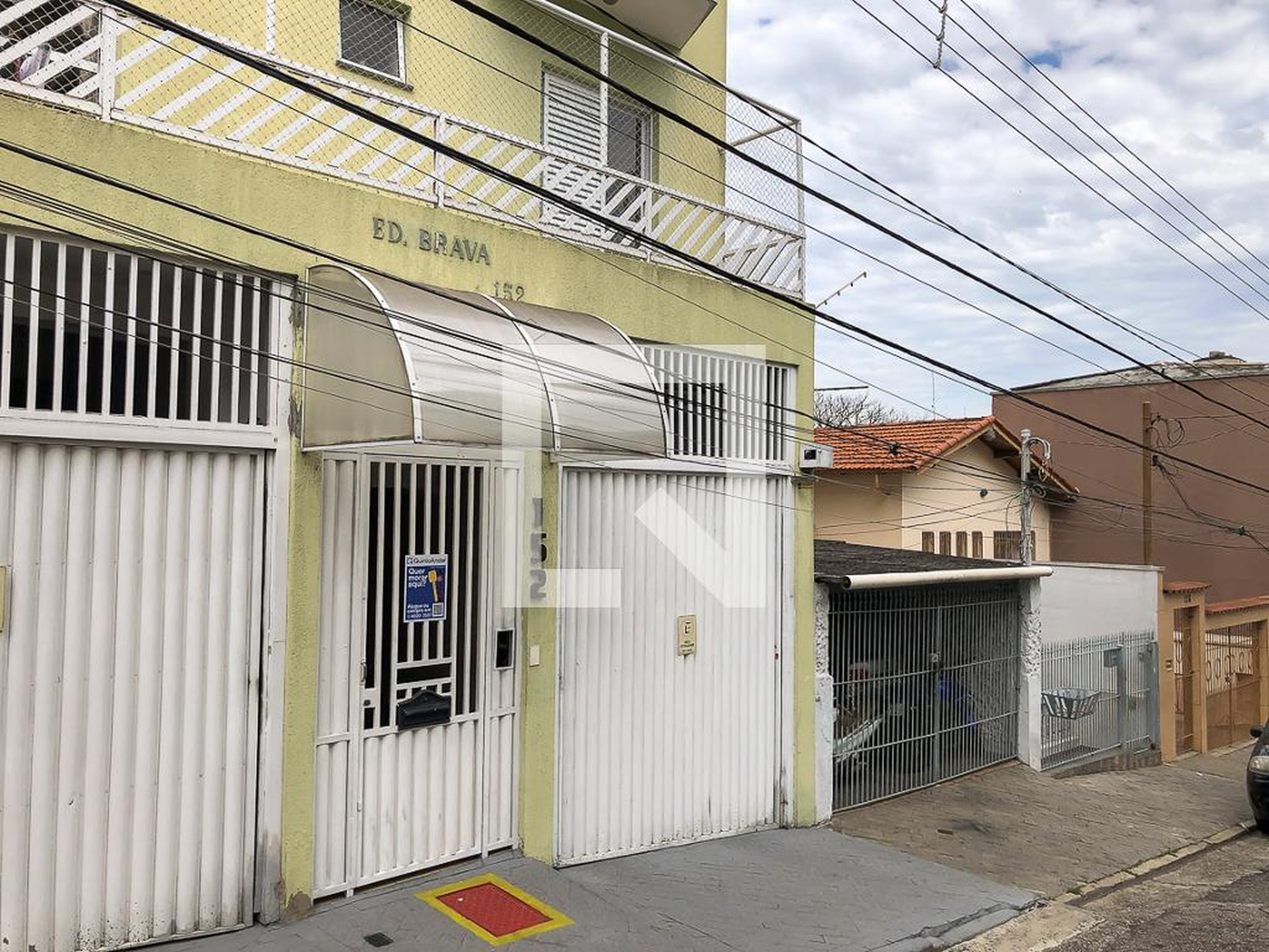 Fachada do Prédio Condomínio Brava