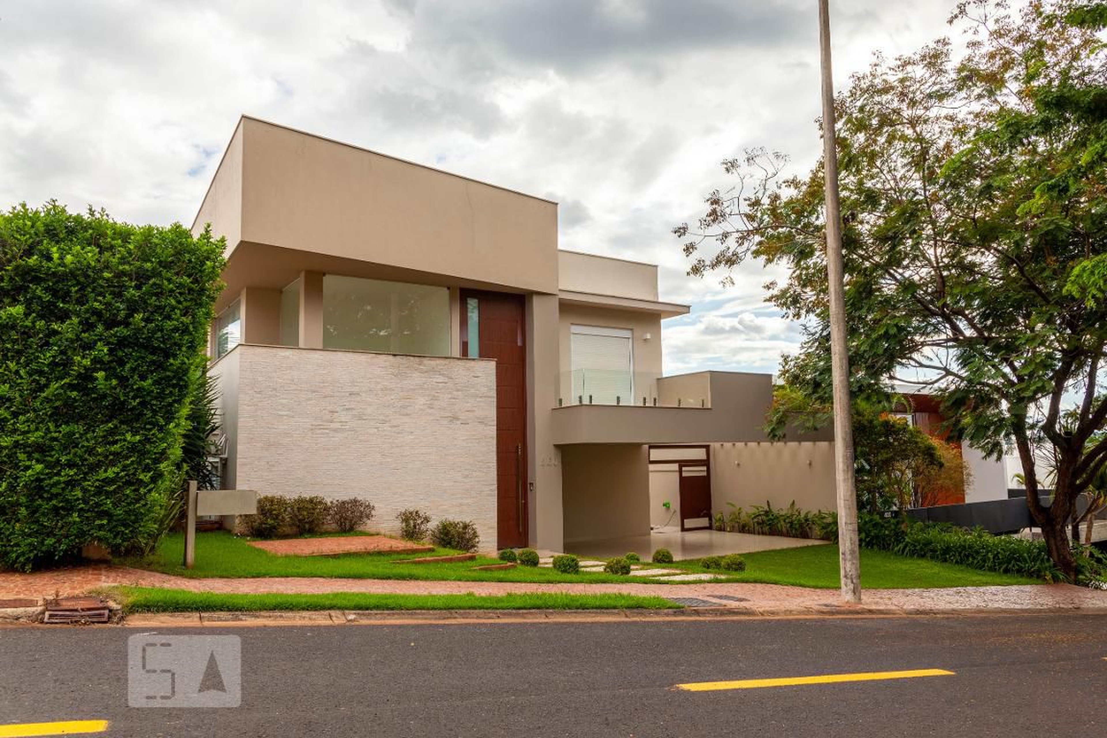 Fachada Condomínio Reserva do Vale