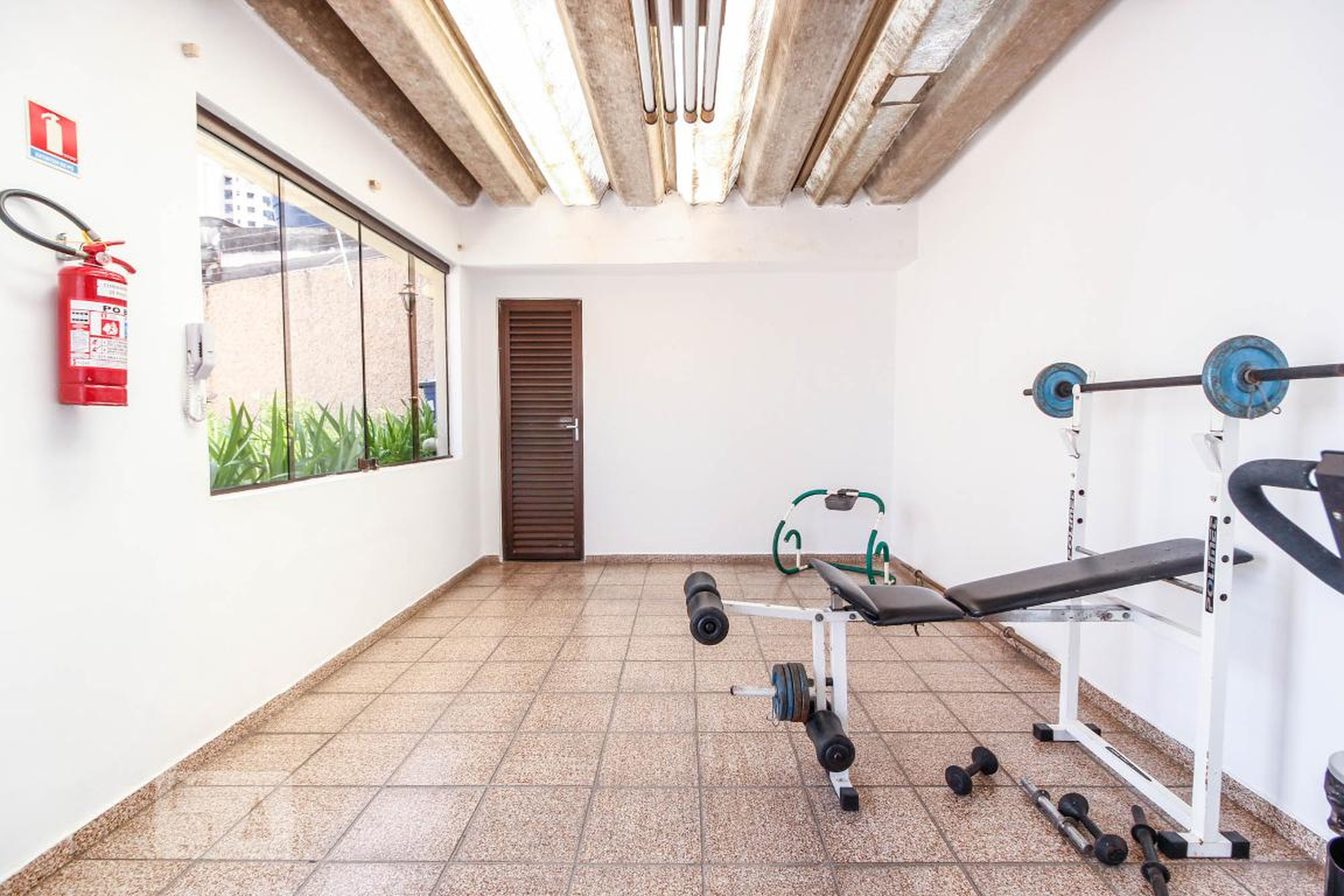 Academia - de Paula