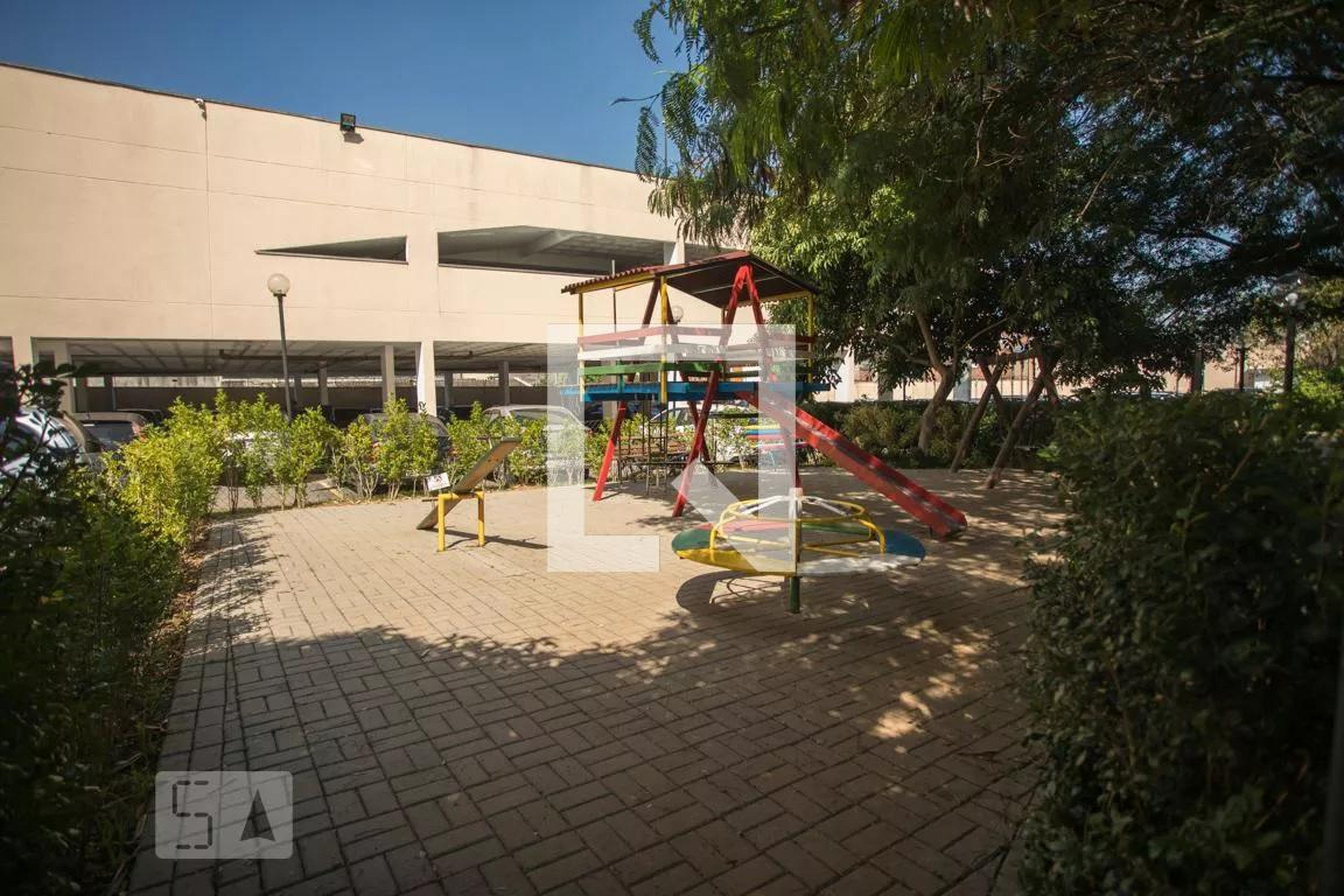 Playground - Residencial Ville de France