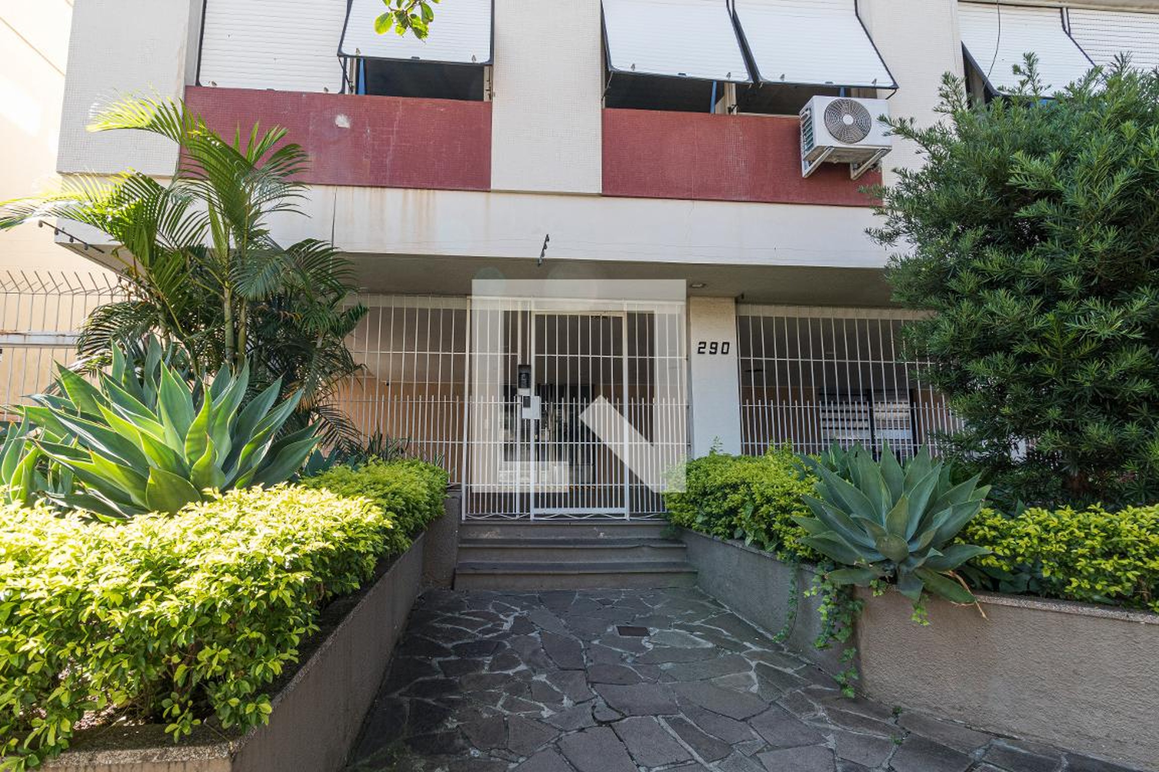 Fachada do Prédio Condomínio em Rua Dom Diogo de Souza, 290