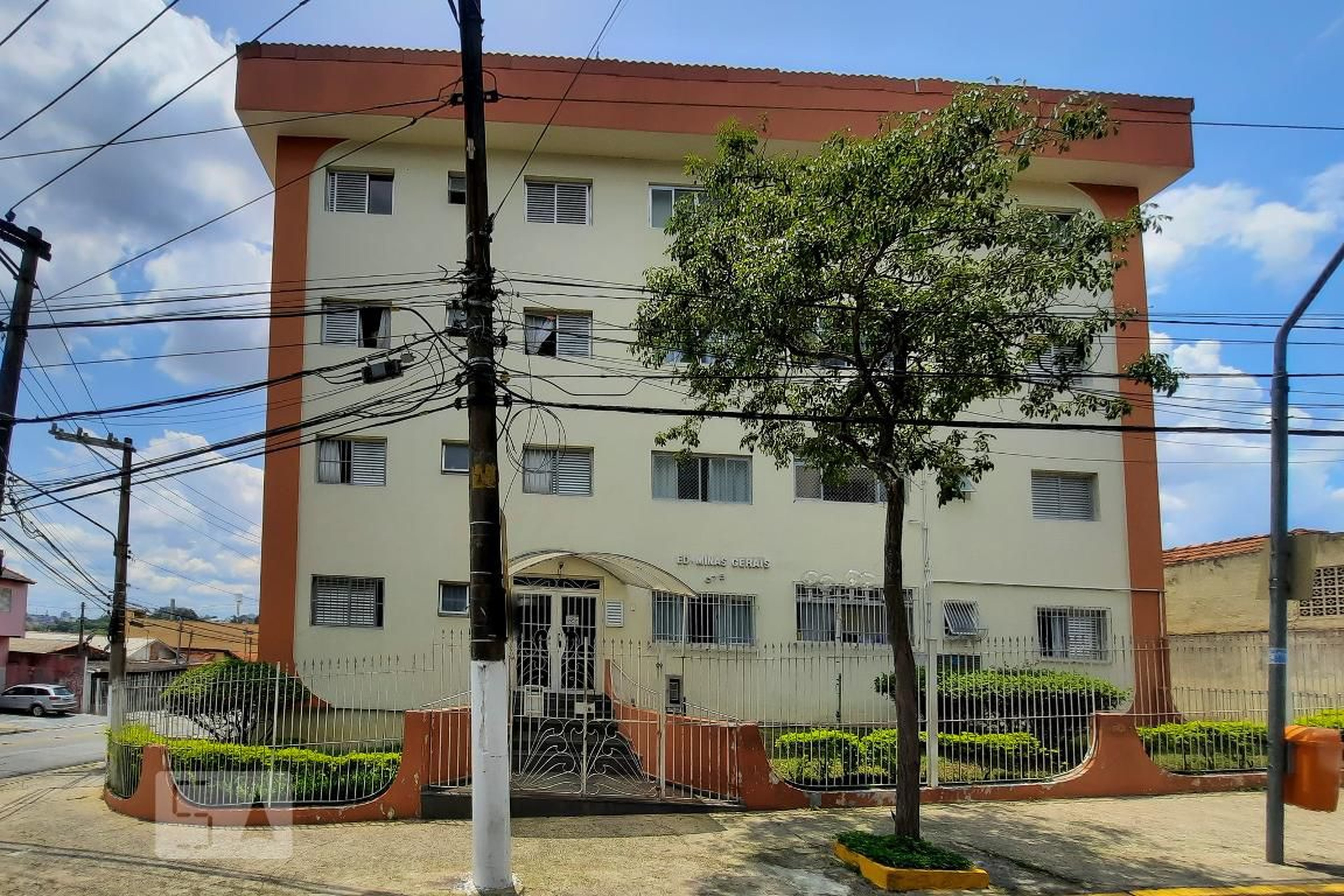 Fachada do Condomínio Condomínio Minas Gerais