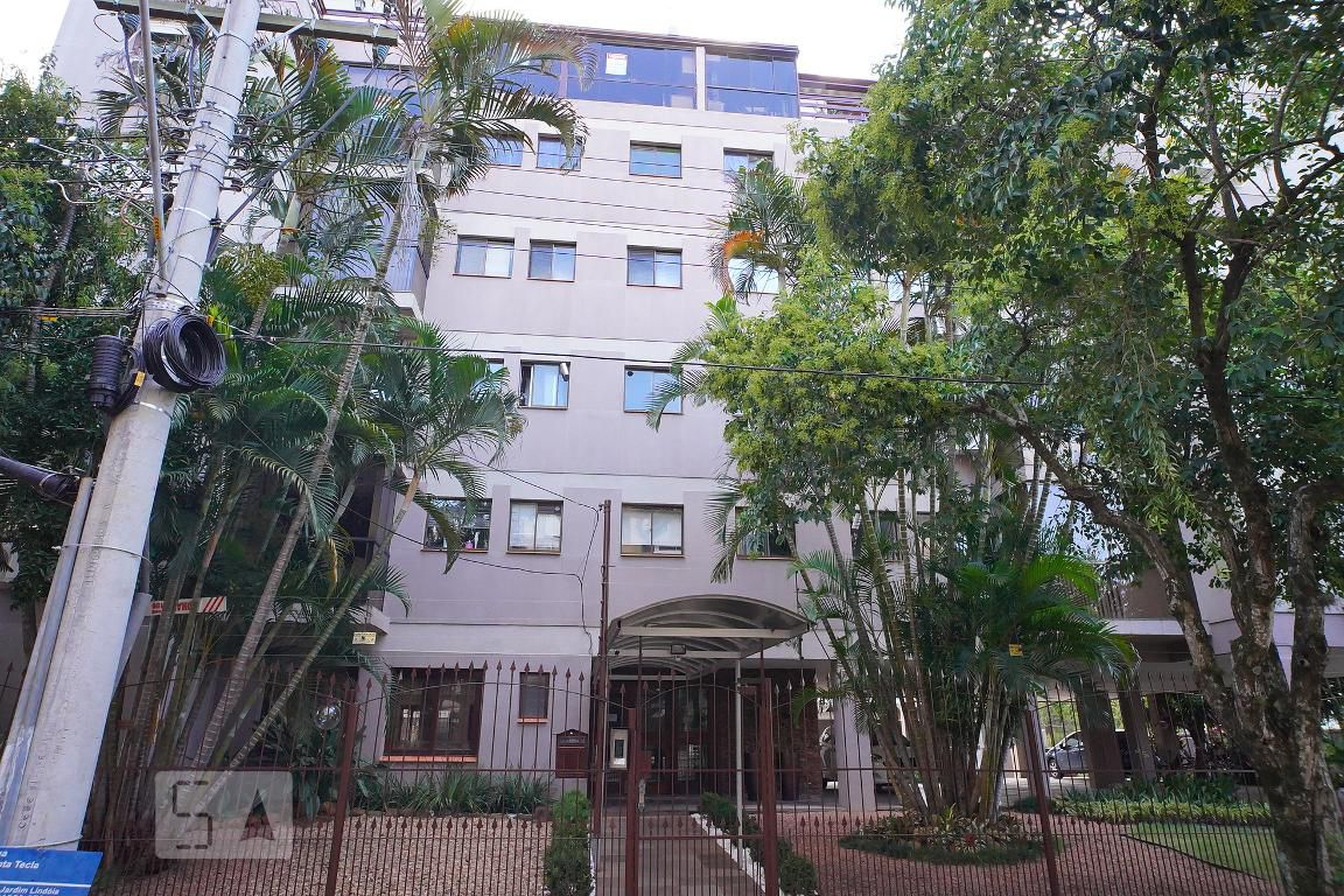 Fachada do Condomínio Edifício Talca