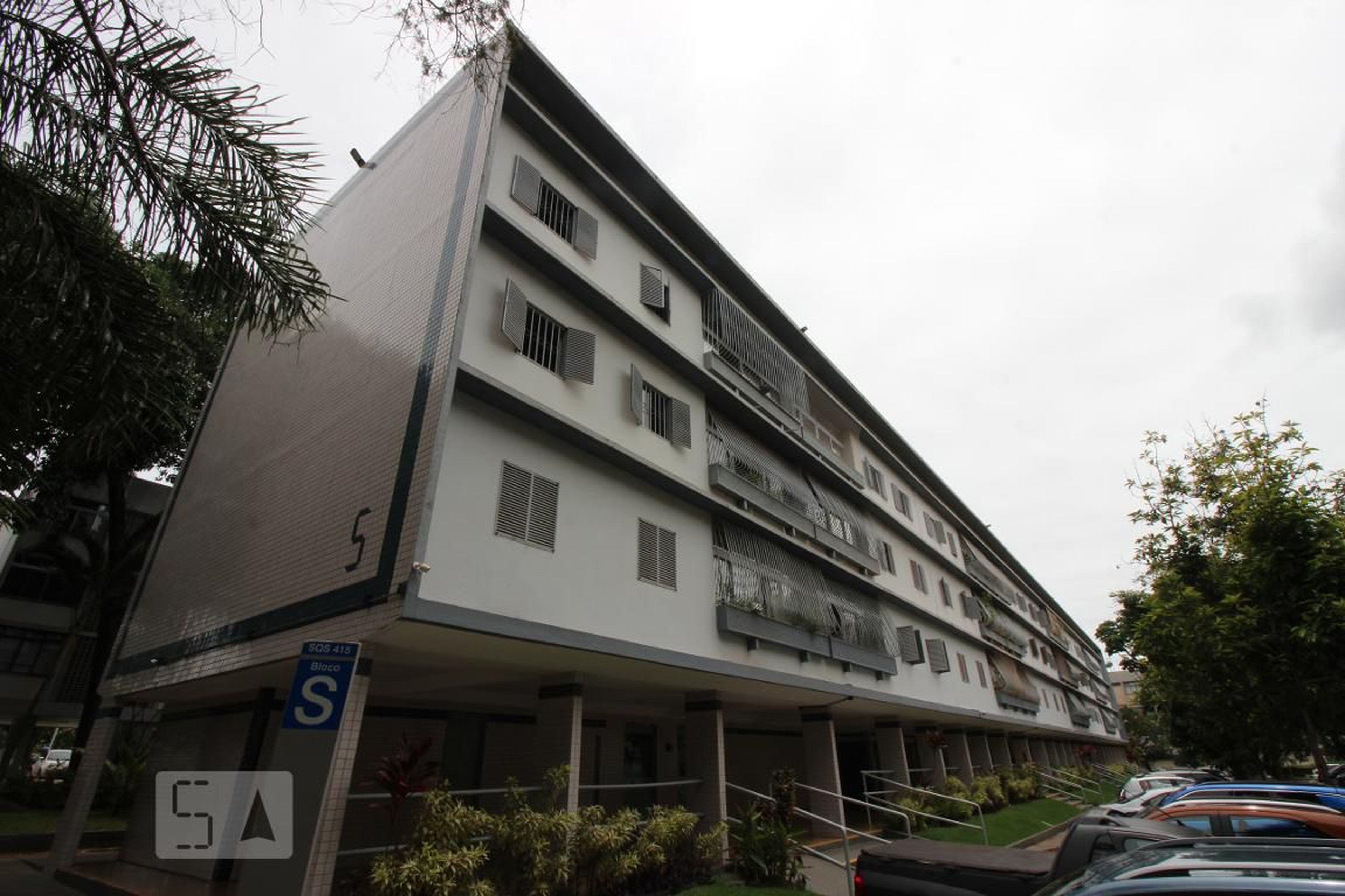 Fachada Condomínio em Sqs 415 Bl R, 0