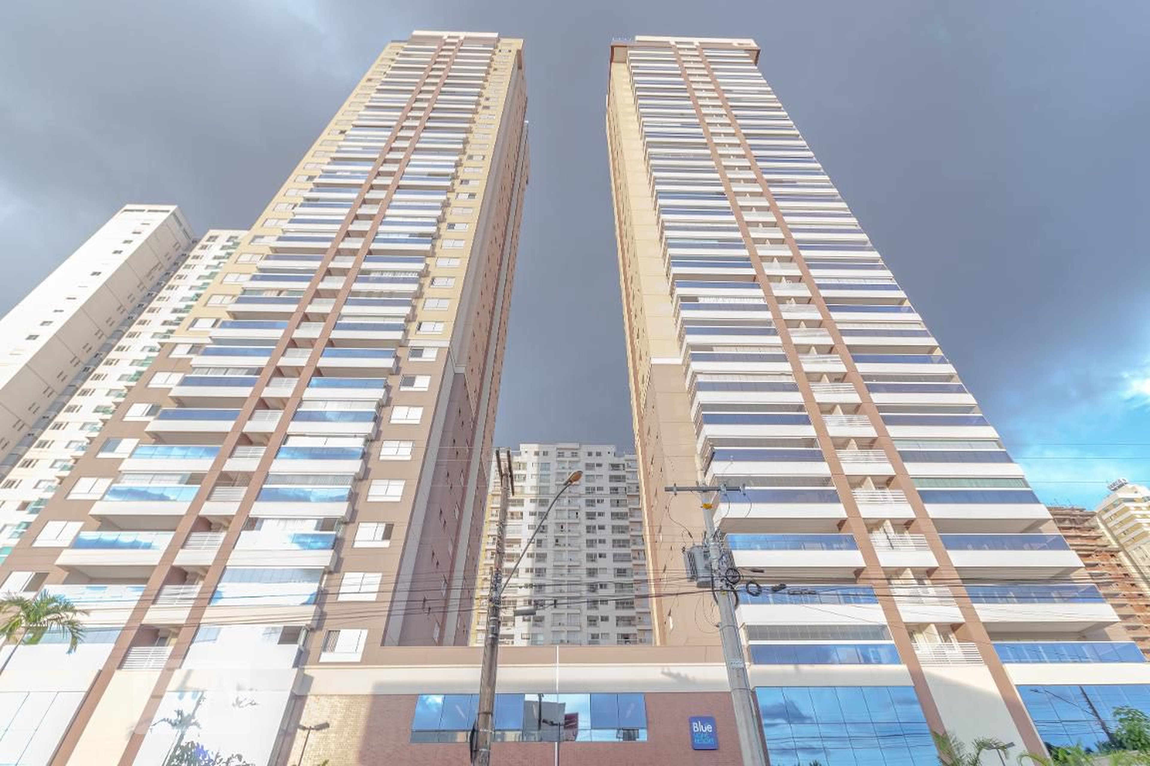 Fachada do Condomínio Condomínio Blue Home Resort