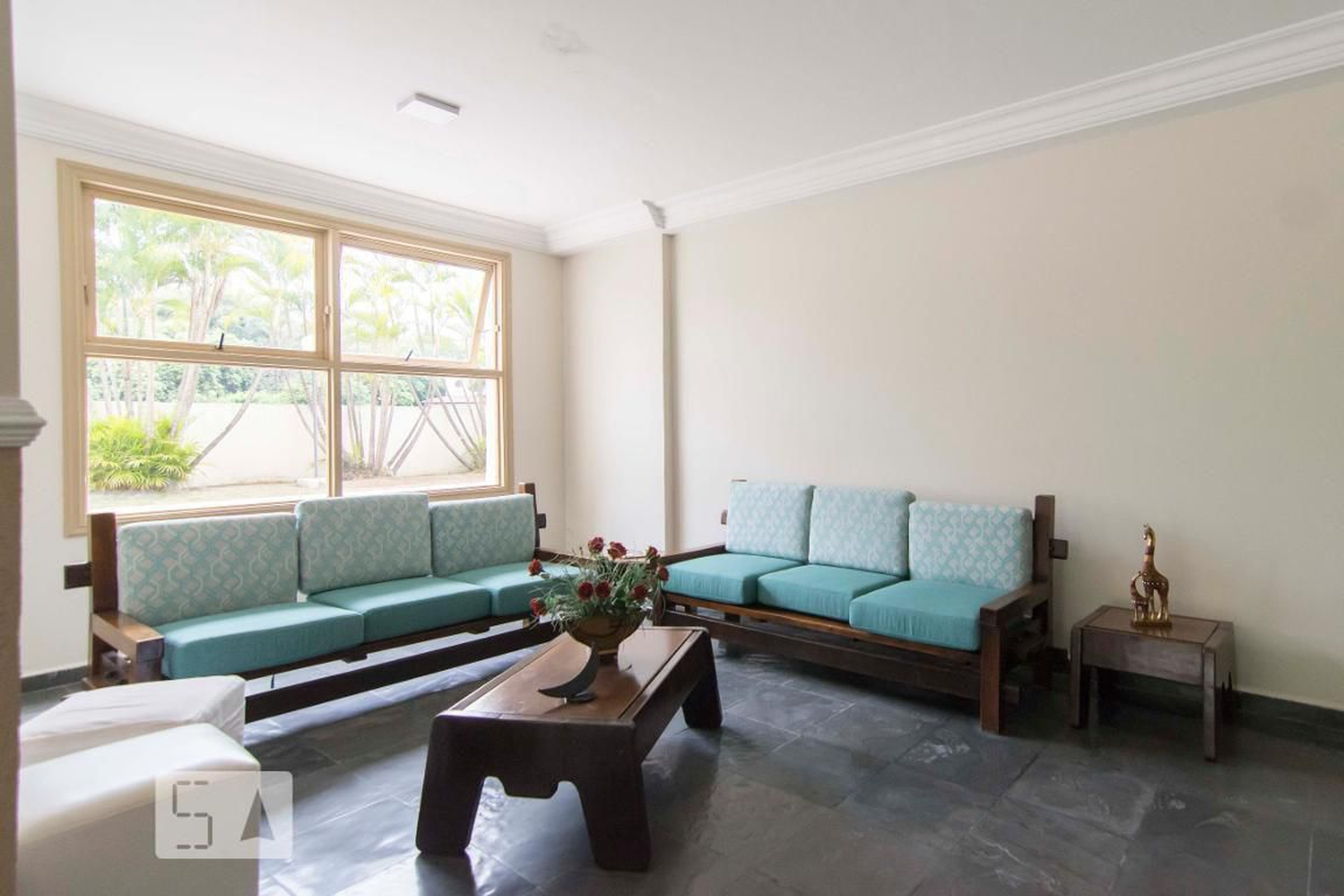 Hall - Base das Canoas