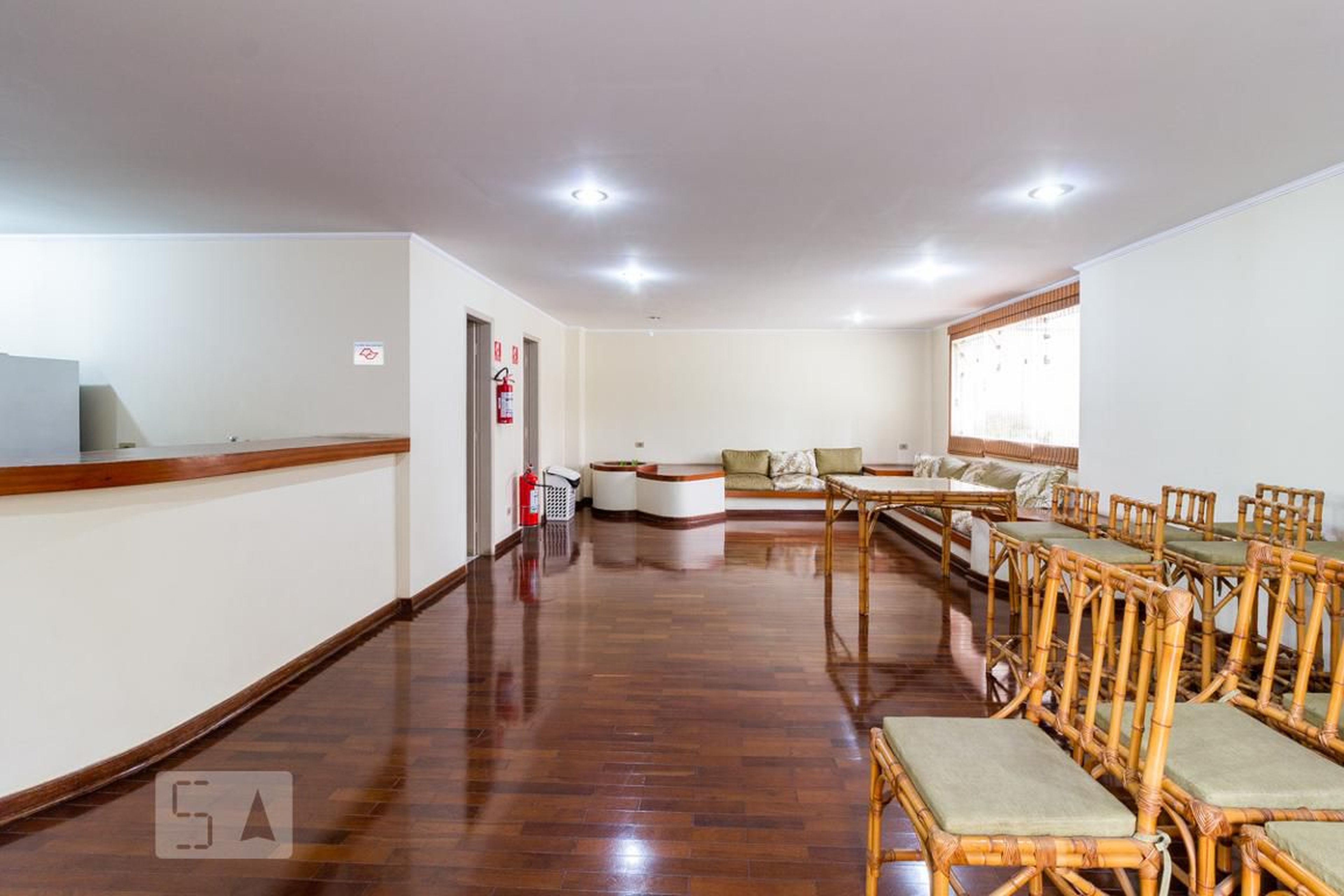 Salão de Festas - Inhambu